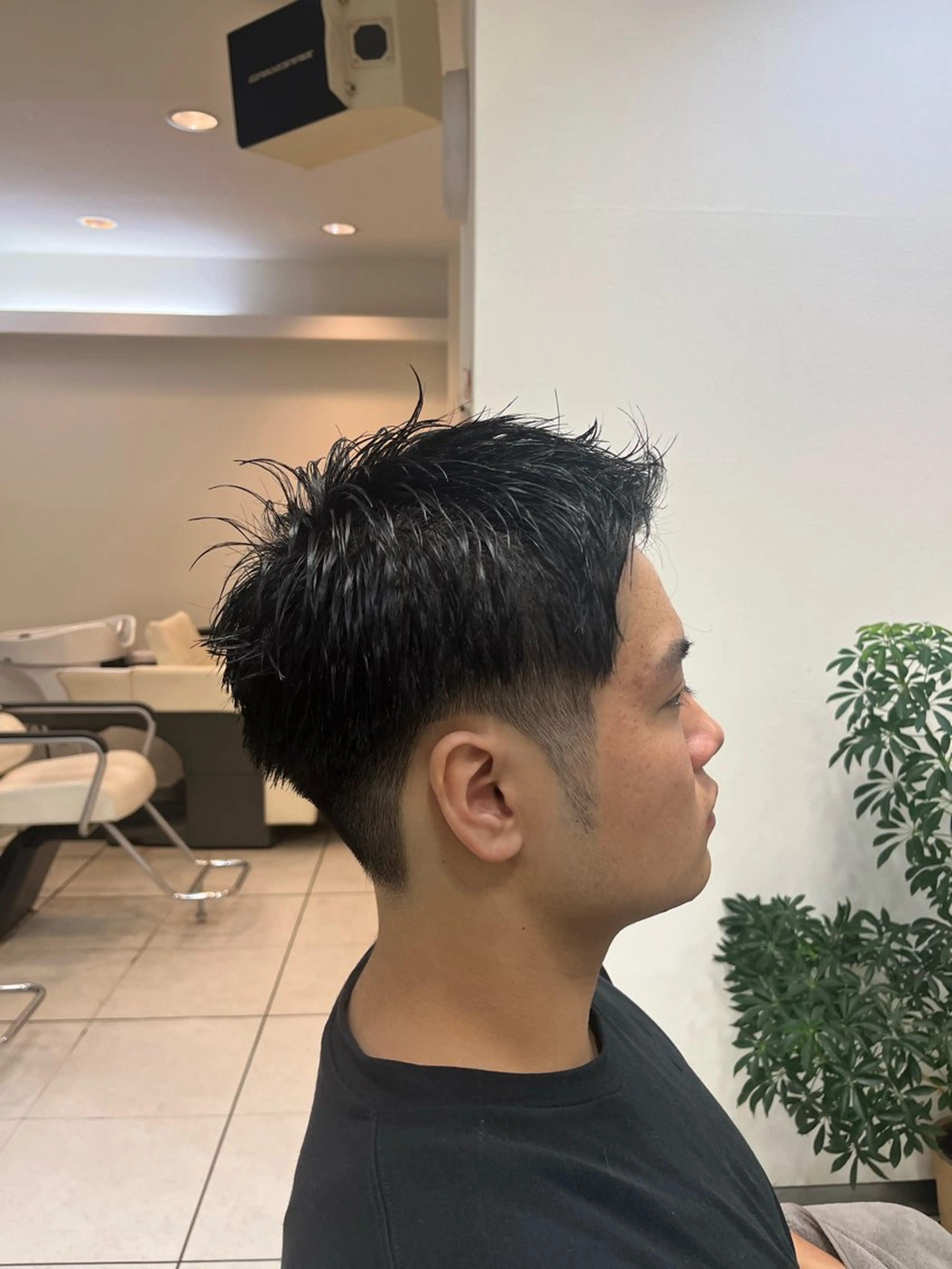 ショート メンズ スパイキーショート 刈り上げ ショートヘア 伊藤 心良のヘアスタイル