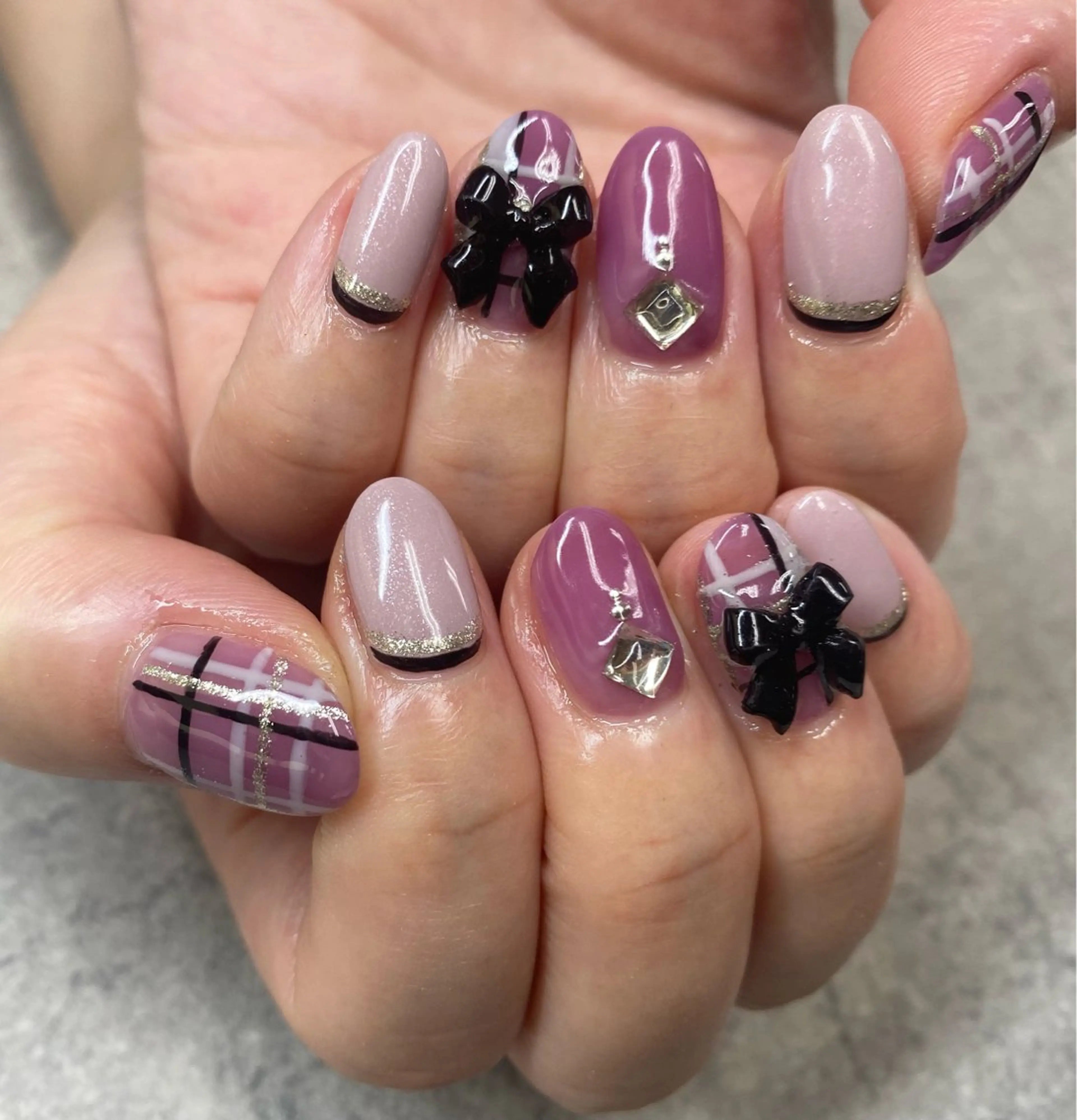 ネイル フットネイル フレンチネイル グラデーション キラキラネイル 韓国ネイル ハンドネイル okada kannaのネイルデザイン