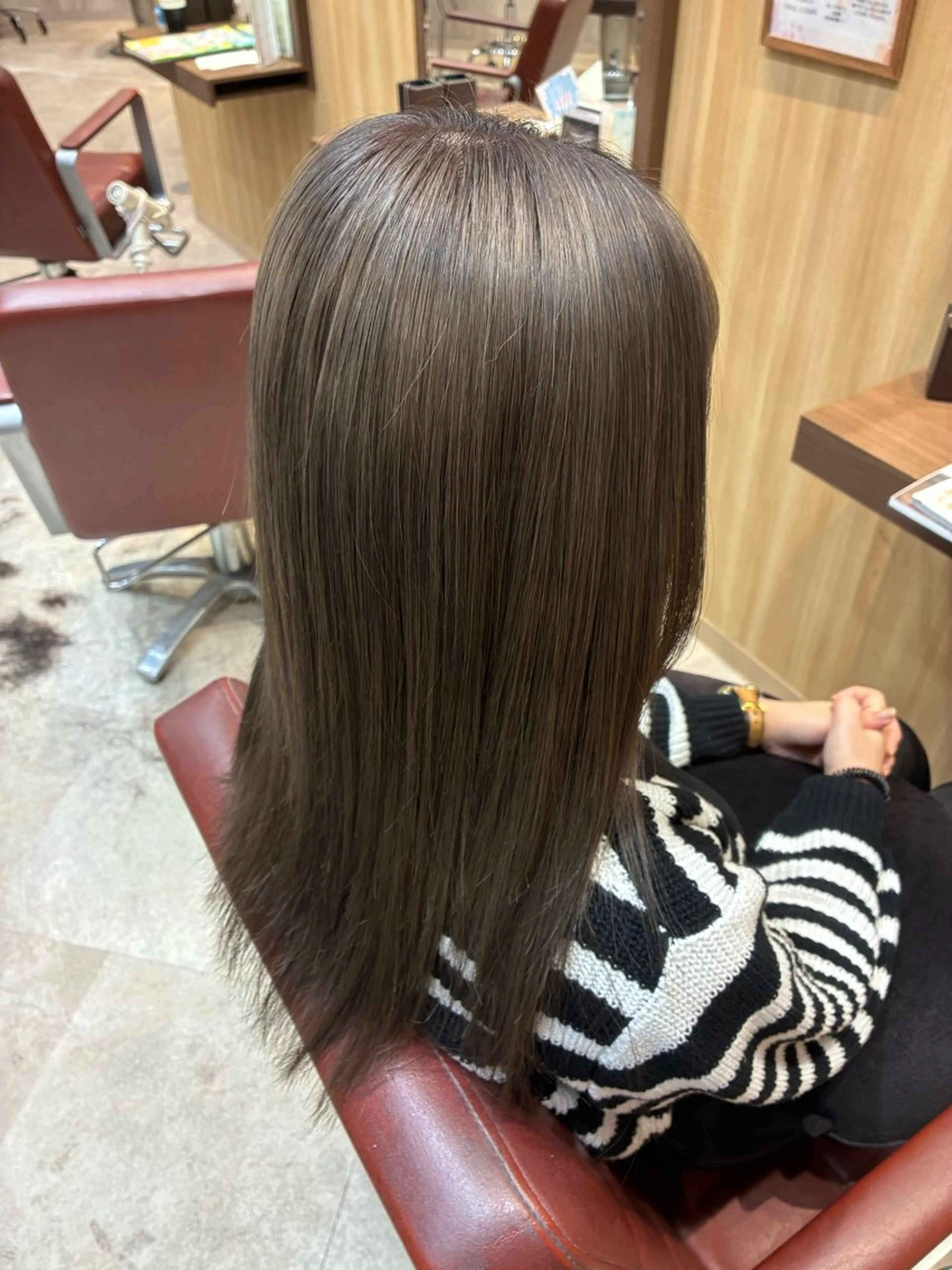 セミロング nao .のヘアスタイル