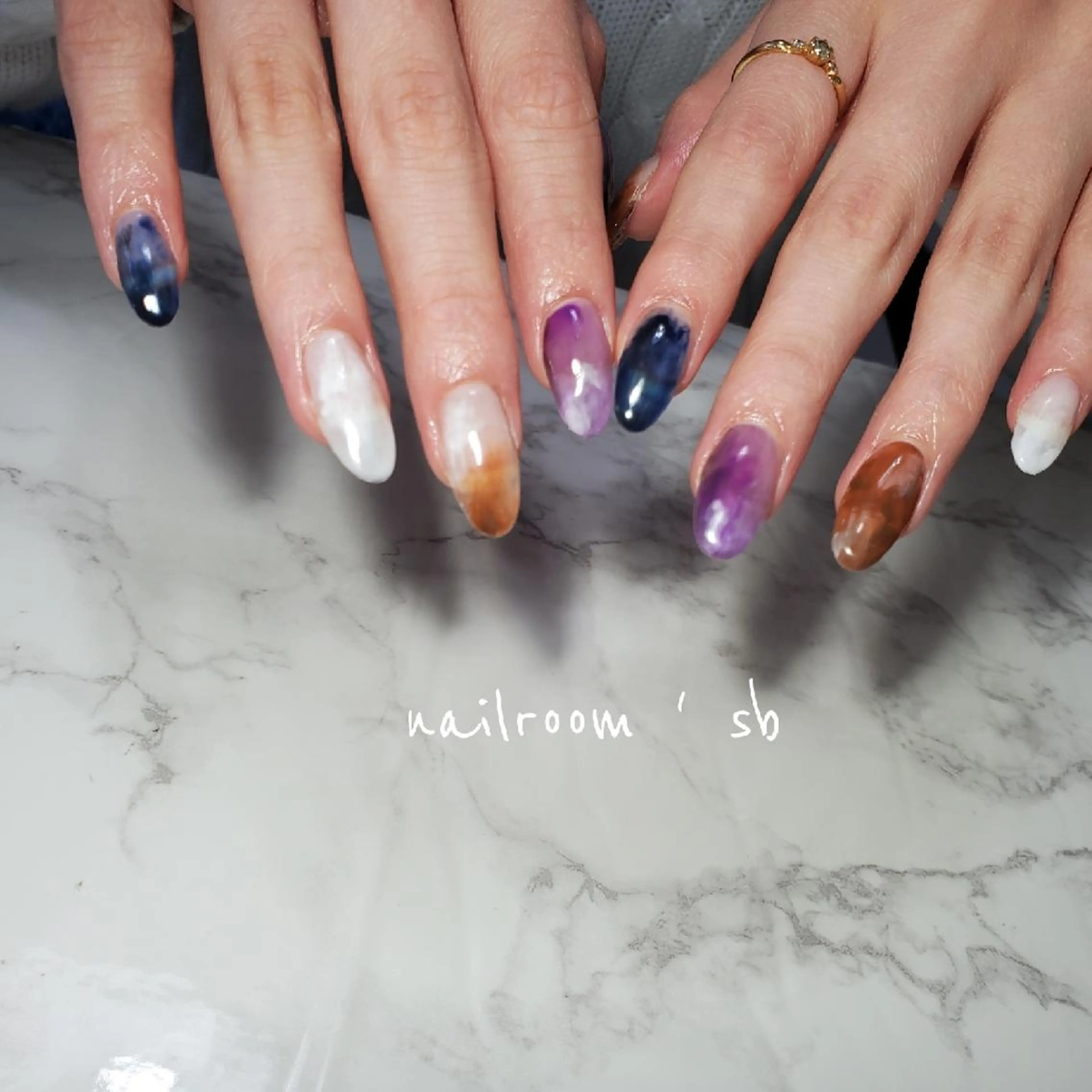 ネイル ハンドネイル nailroom‪ sb‪‪𓈒𓂂𓏸のネイルデザイン