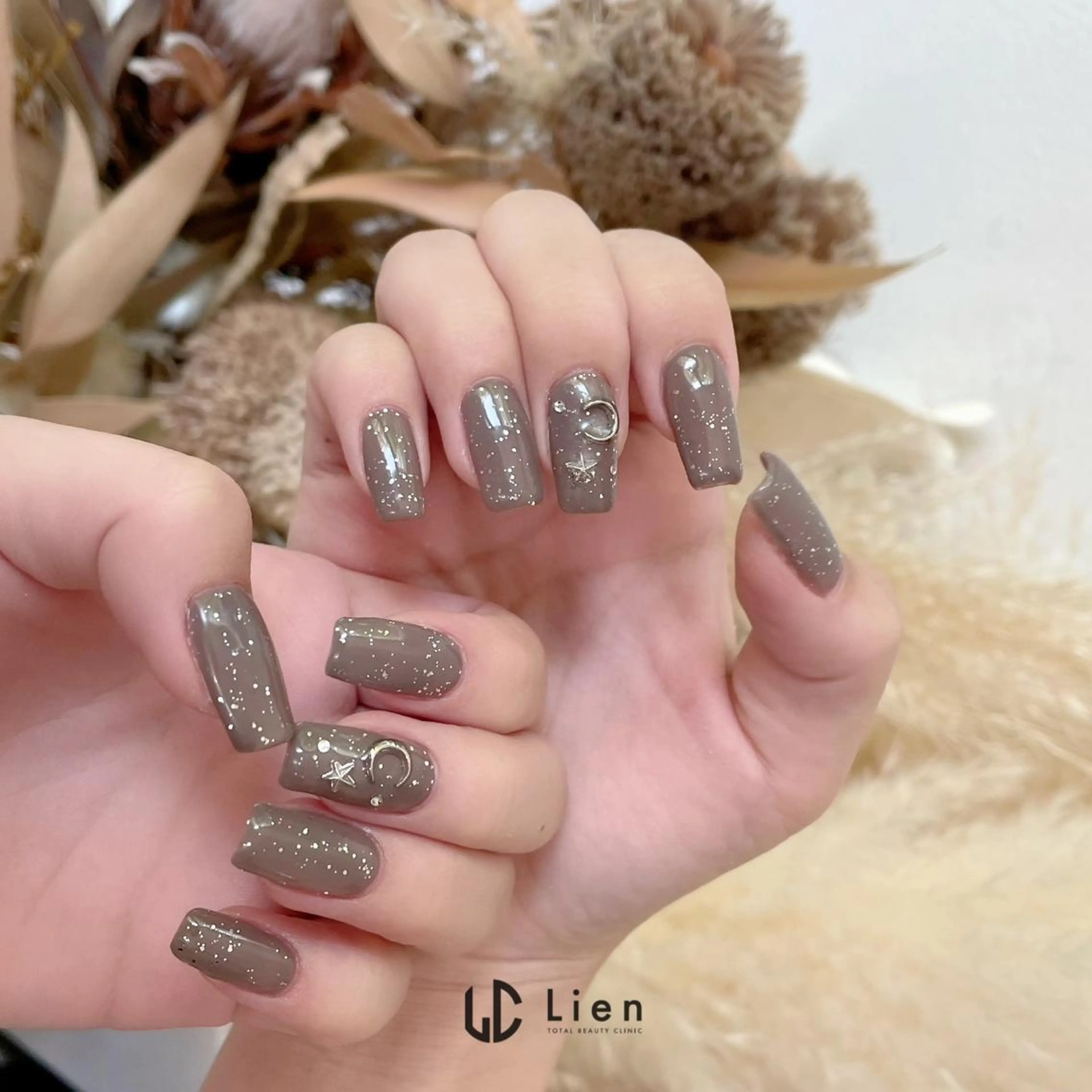 ネイル 山田 真里のネイルデザイン