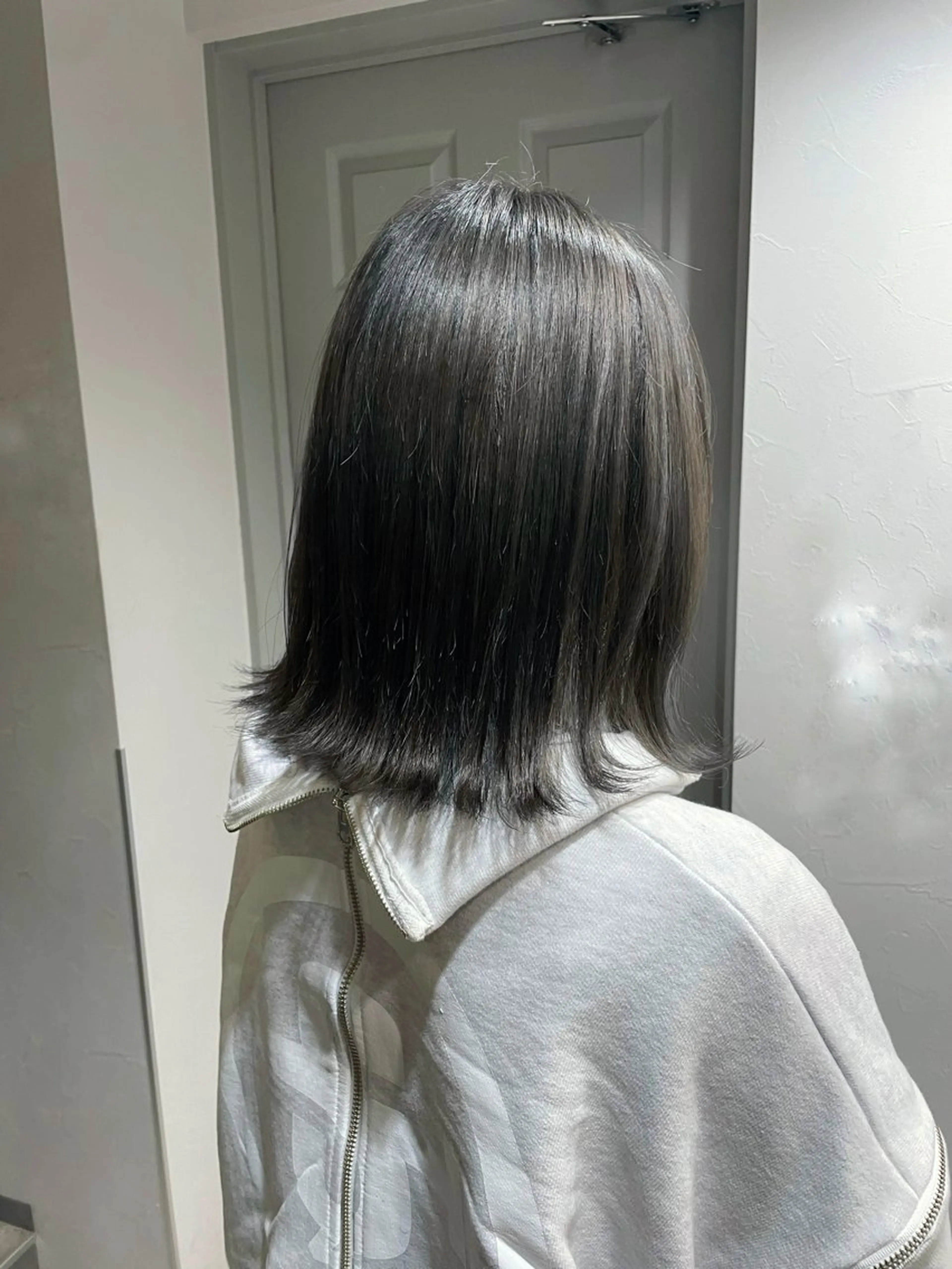 ミディアム 坪森 野々香のヘアスタイル