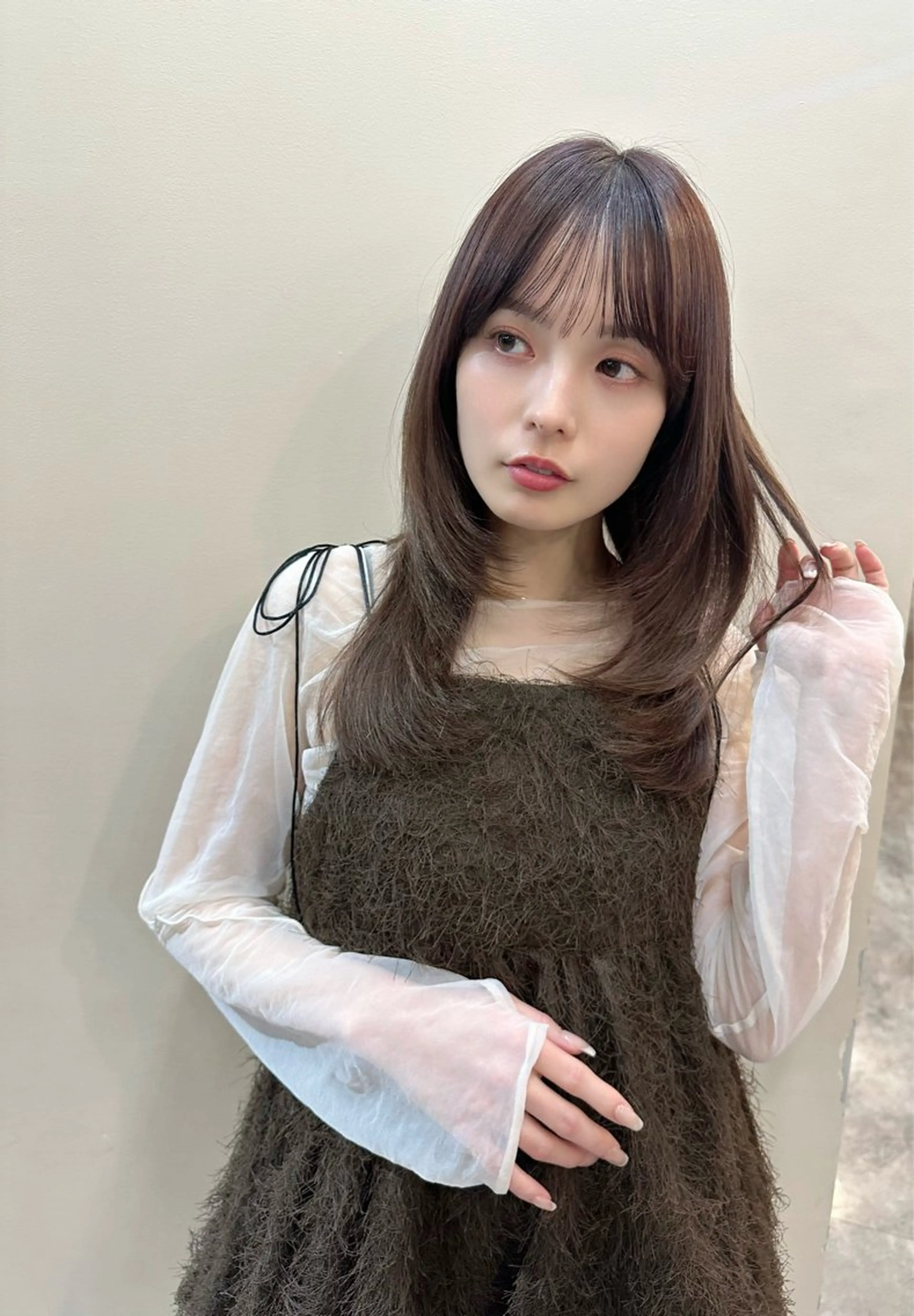 カット+ナチュラルストレート+保湿トリートメントの写真