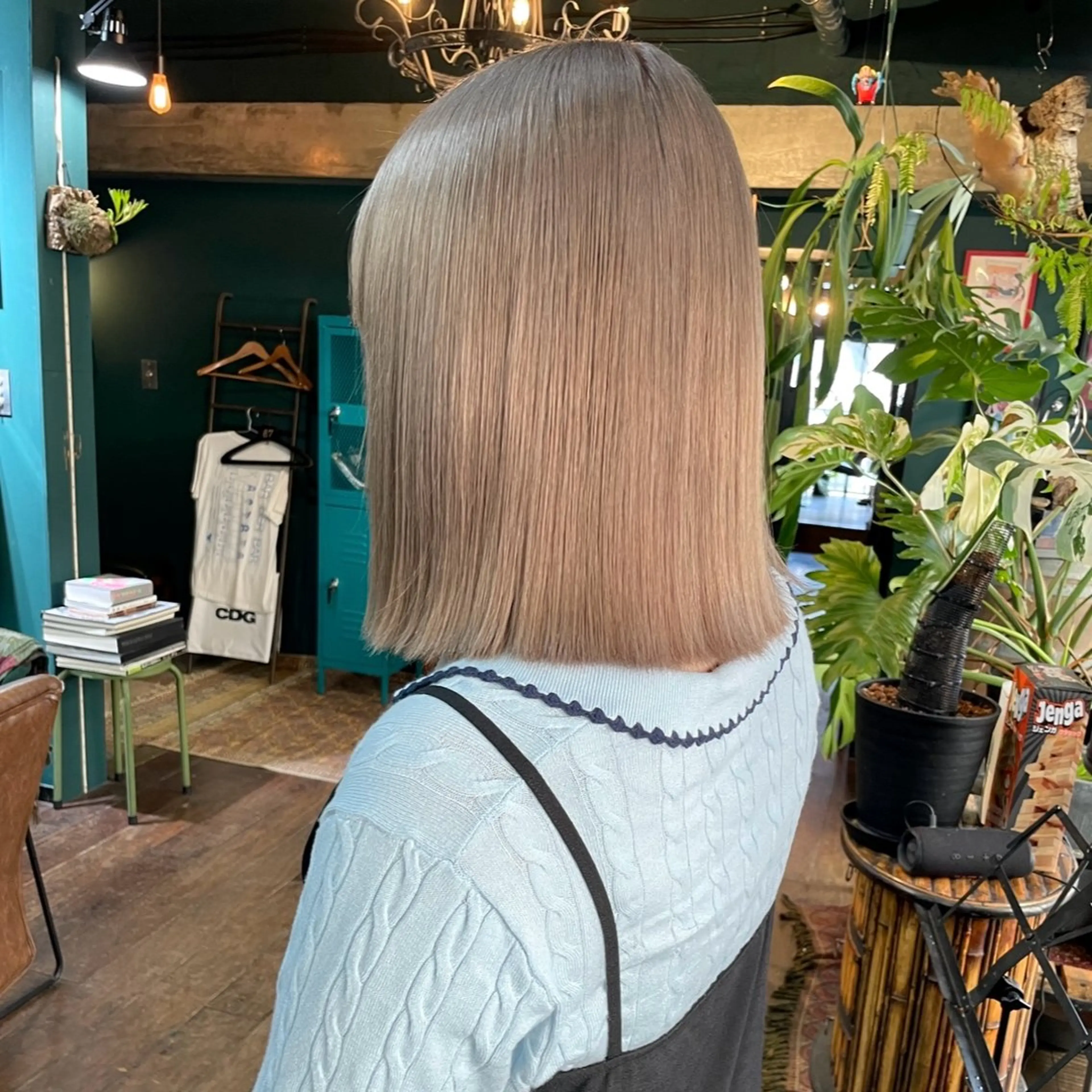 ミディアム カット ヘアカラー トリートメント vivre libreのヘアスタイル