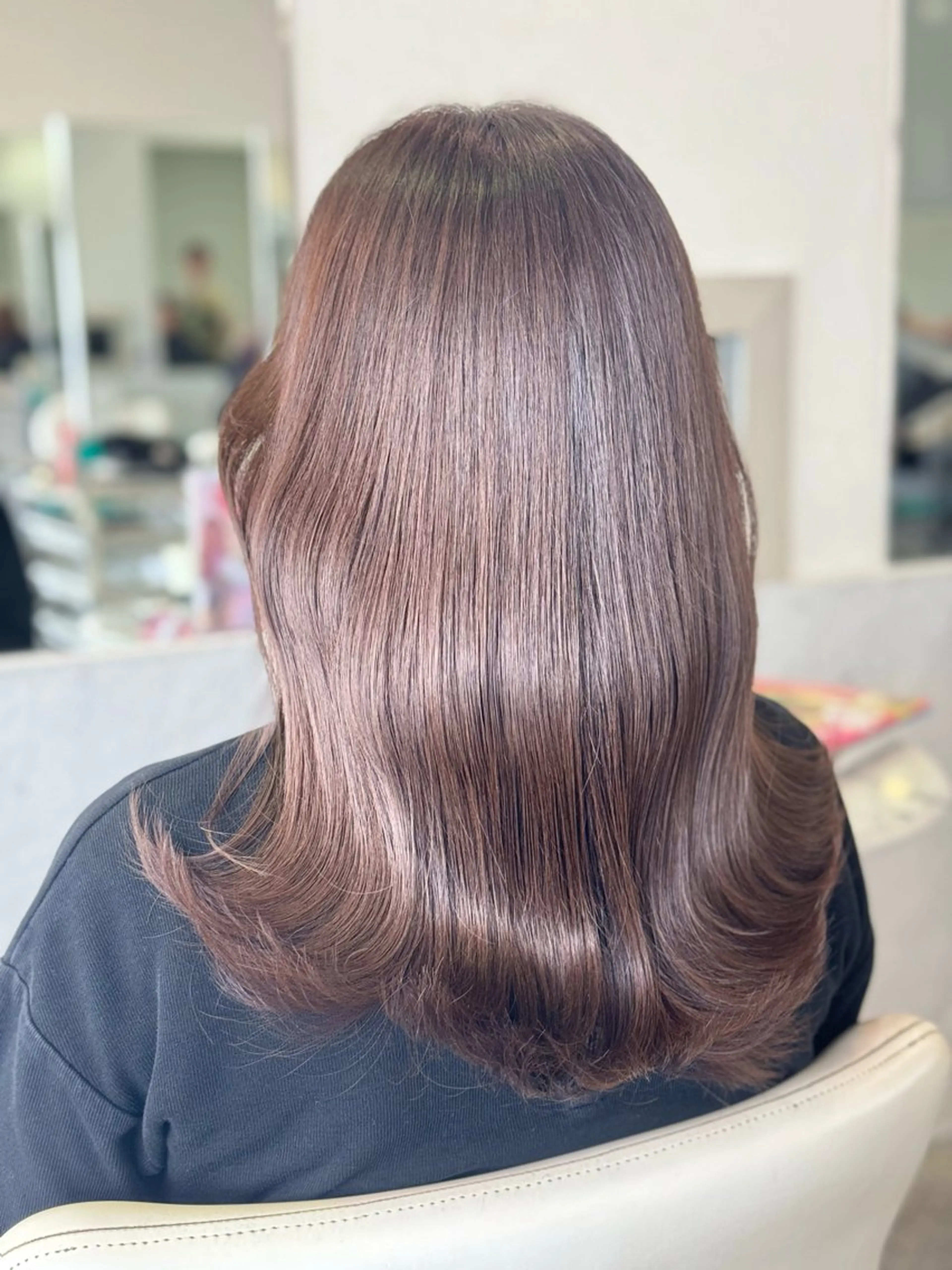 セミロング カラー ブリーチ ブリーチなしカラー シルバー 🫧ヒシダアキ taboo.i🫧のヘアスタイル