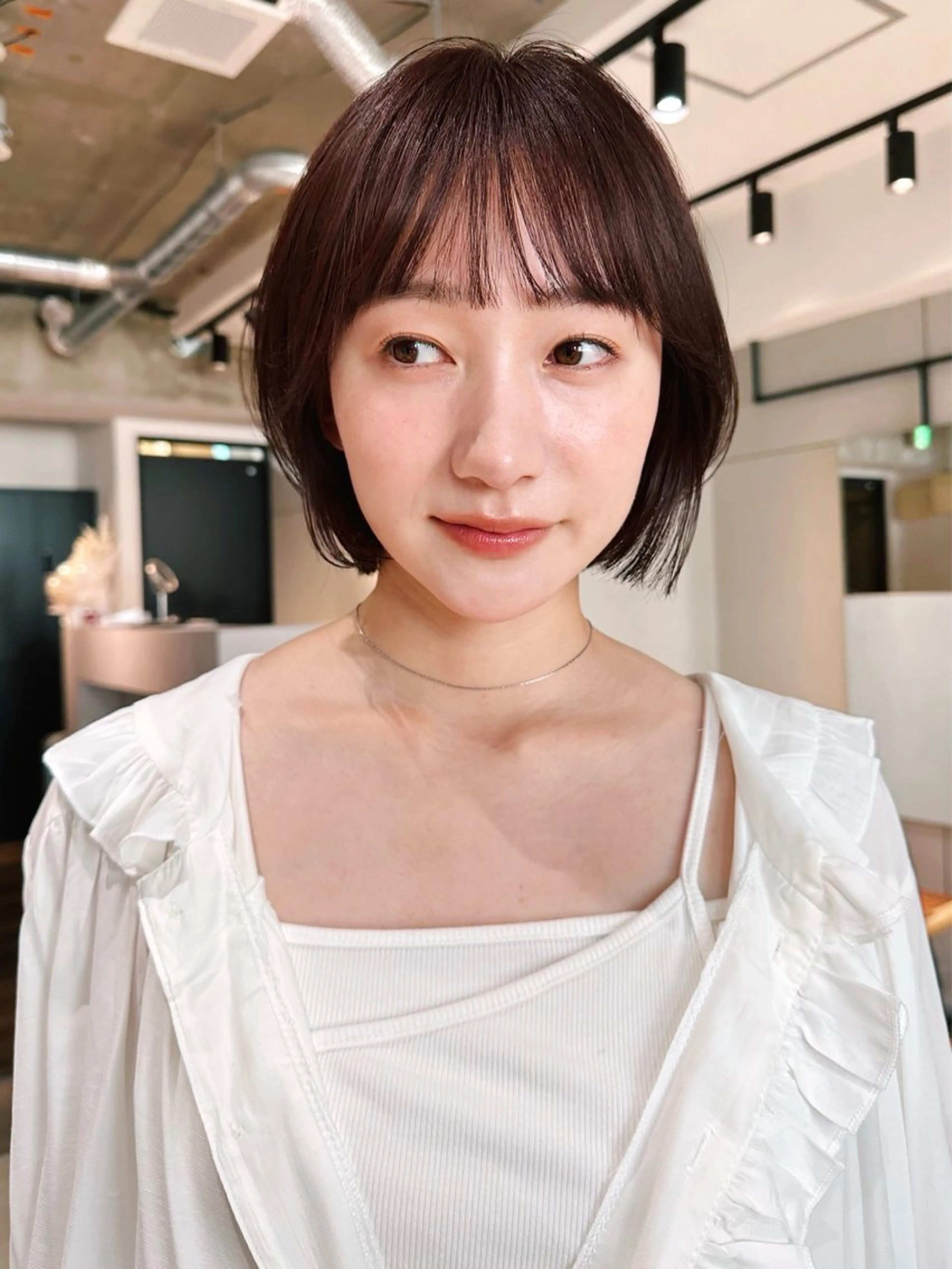 ショート カラー パーマ 🫧小顔×似合わせ× 透明感カラー🫧のヘアスタイル