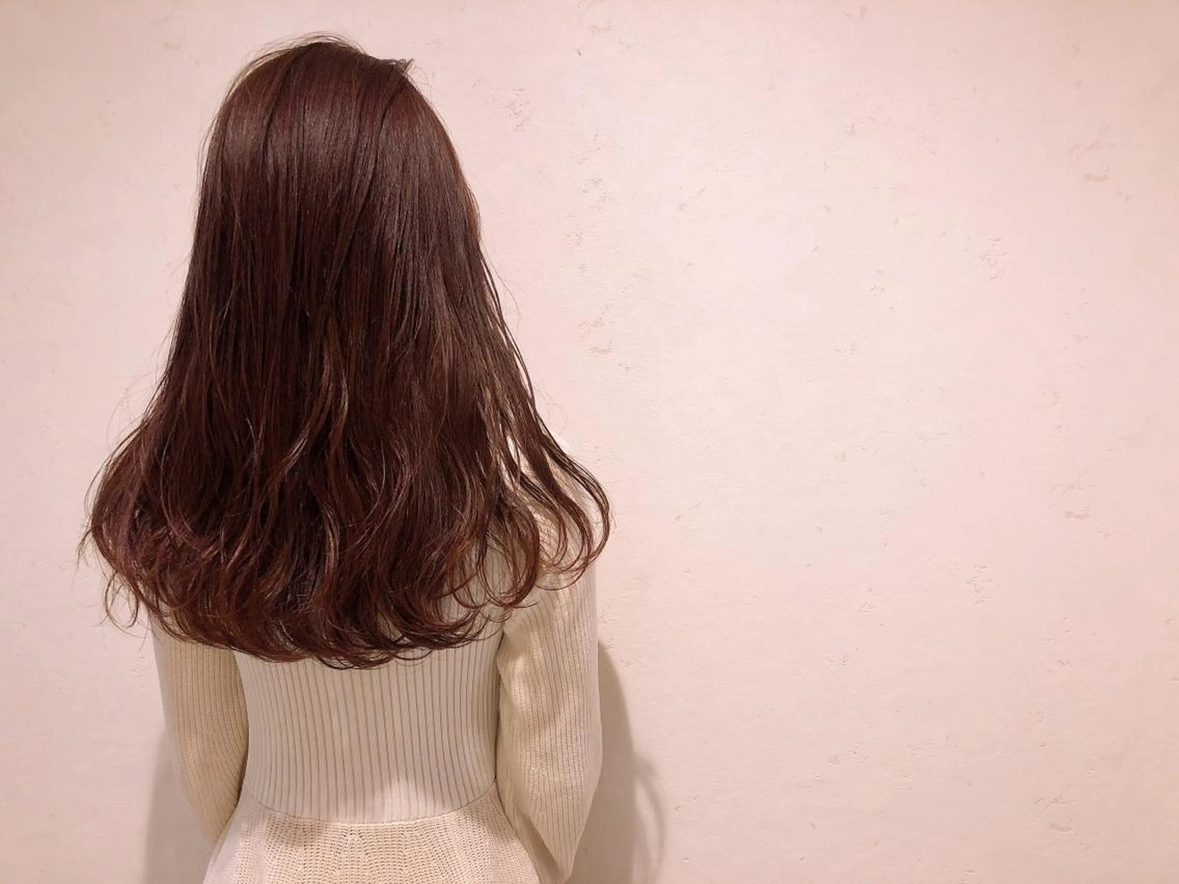ロング カラー 伊藤 さやかのヘアスタイル