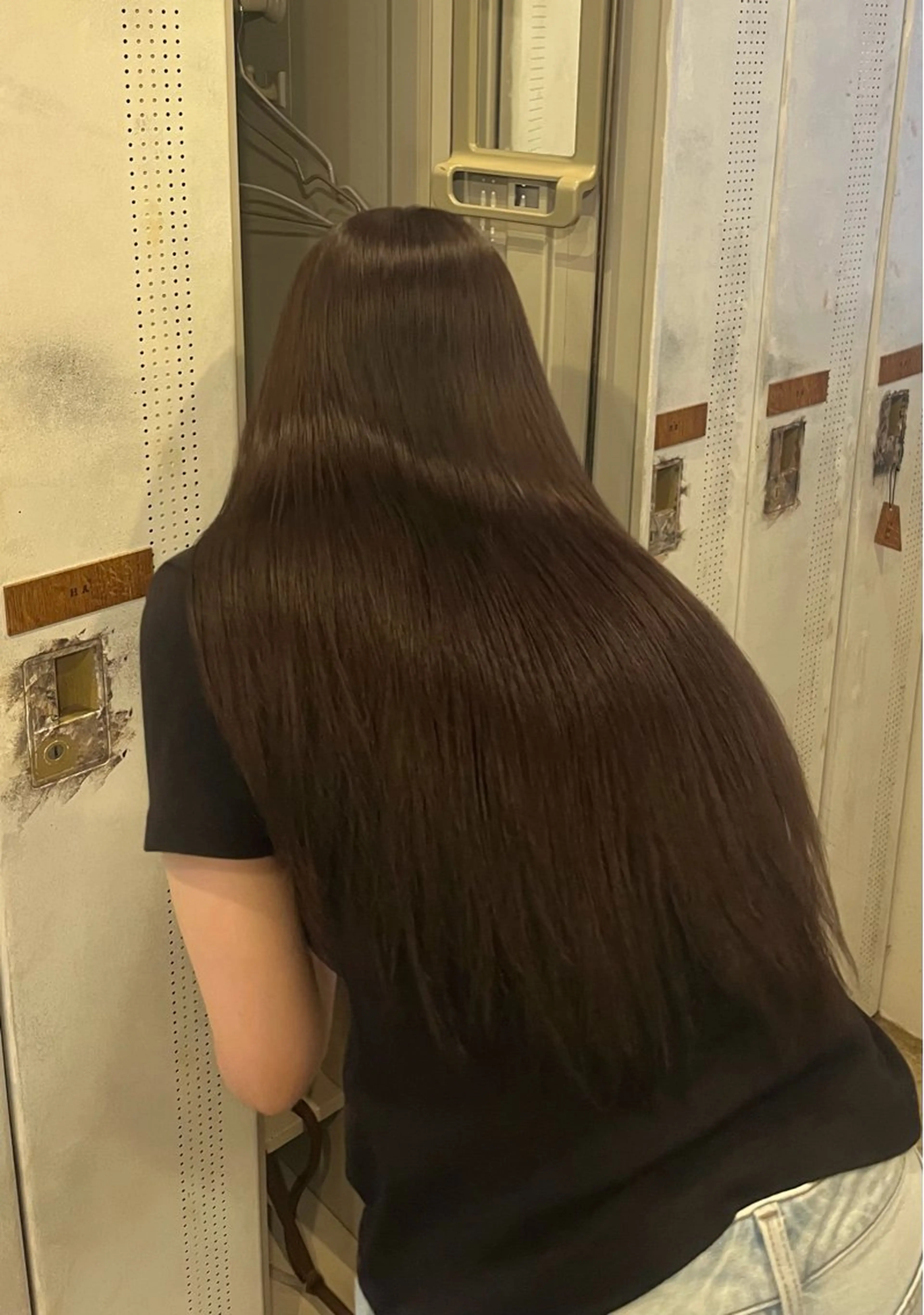 ロング カラー ブラウンカラー ショコラブラウン 稲田 里菜のヘアスタイル