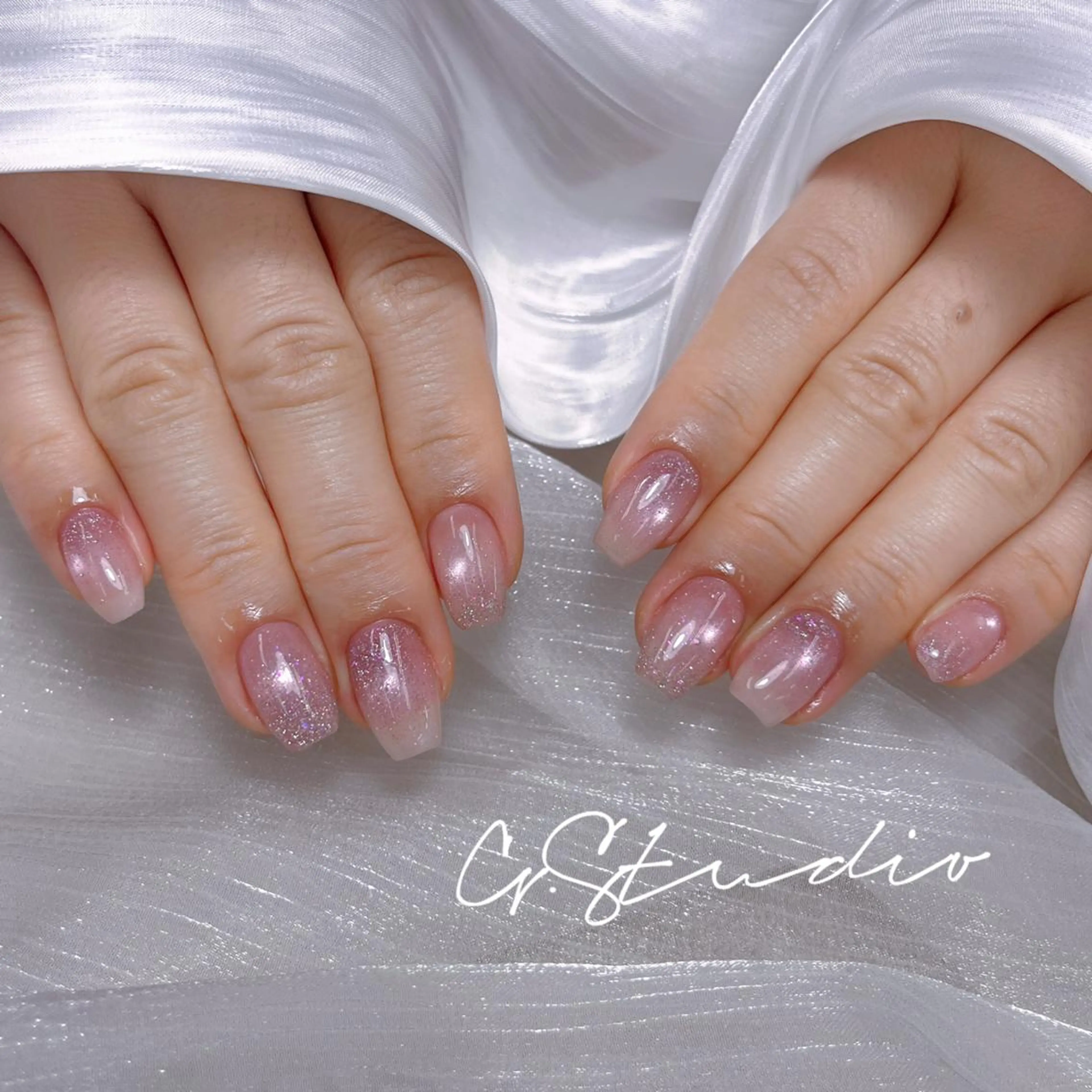 ネイル グラデーション ラメ(グリッター) ラメグラデーション テ イのネイルデザイン