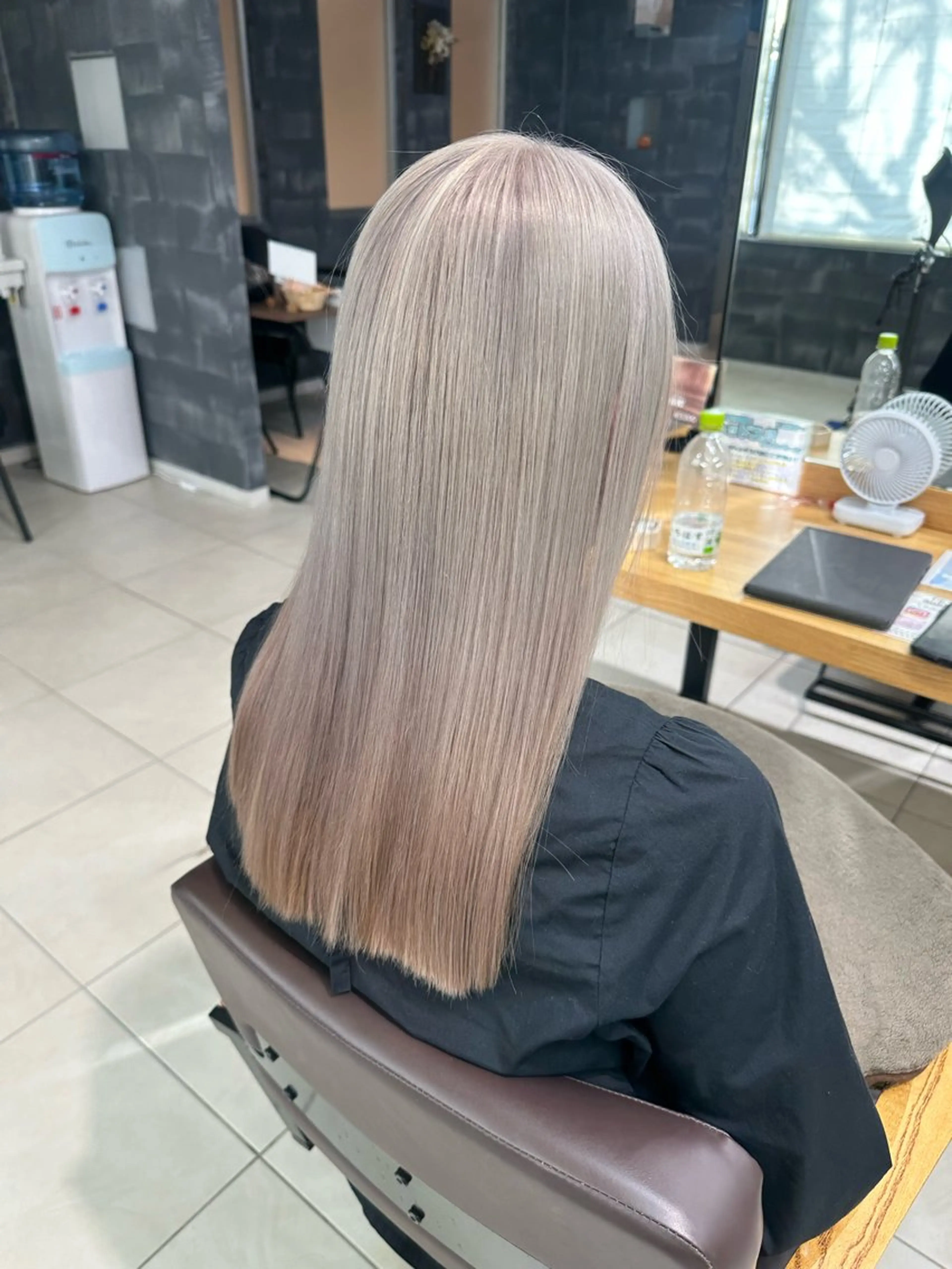 ロング ヘアカラー トリートメント SHUN/ブリーチ/ カラー/臼井/佐倉のヘアスタイル