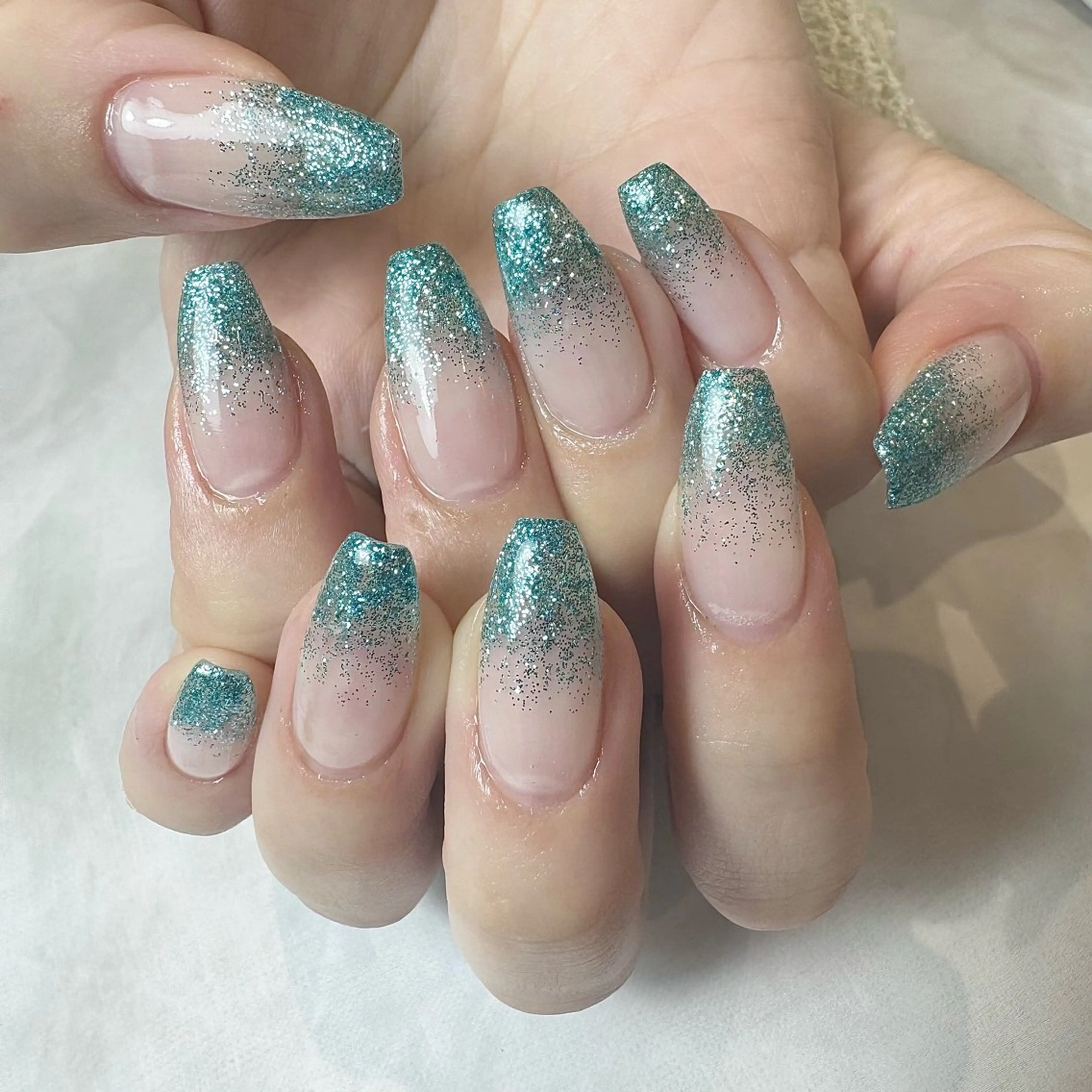 ネイル グラデーション ラメ(グリッター) ラメグラデーション yate' narumiのネイルデザイン