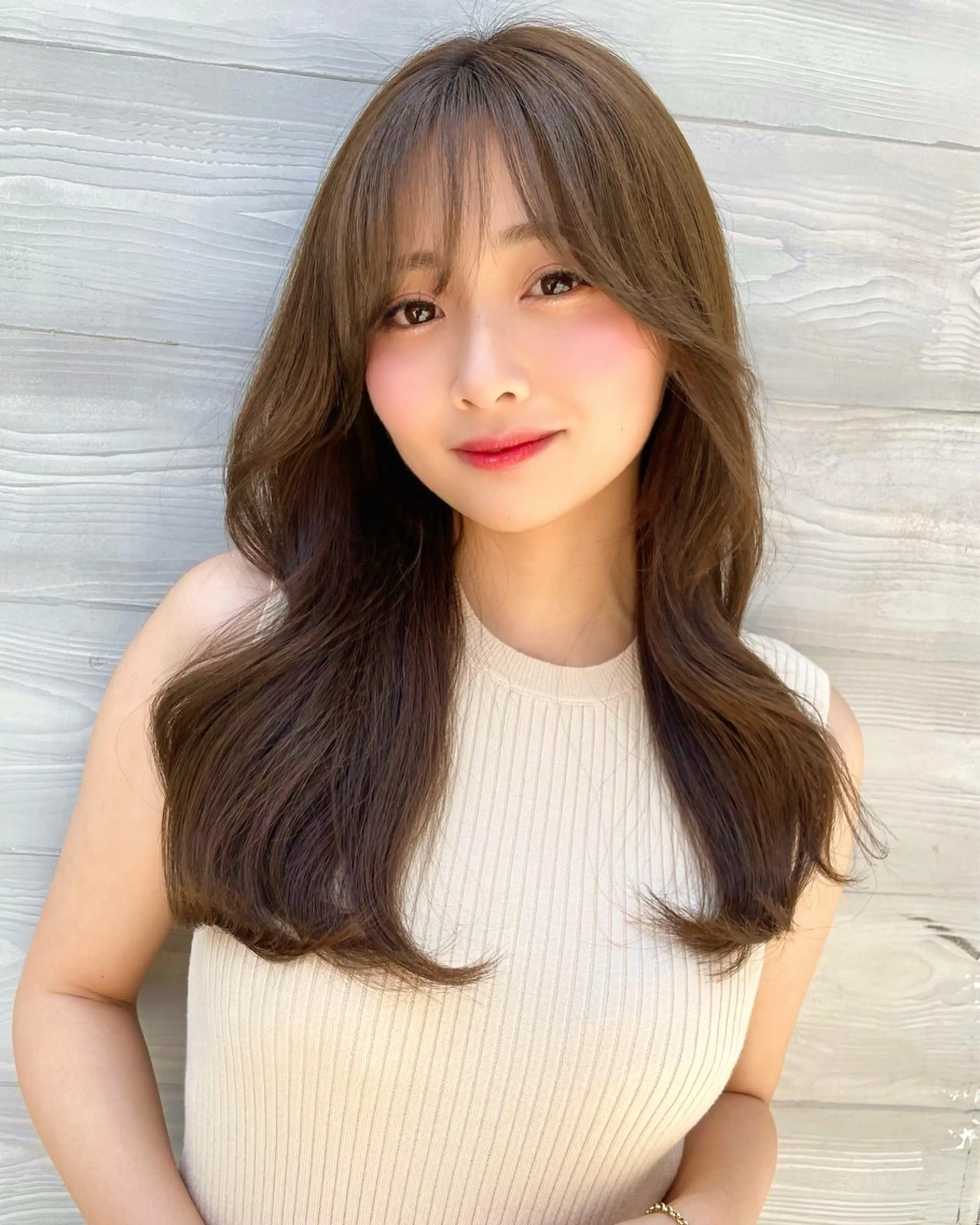 セミロング カラー ベージュカラー ブリーチ 透明感カラー ダブルカラー グレージュ カット ヘアカラー トリートメント 韓国ヘア🤍顔周り/ 髪質改善✨/林遼一郎のヘアスタイル