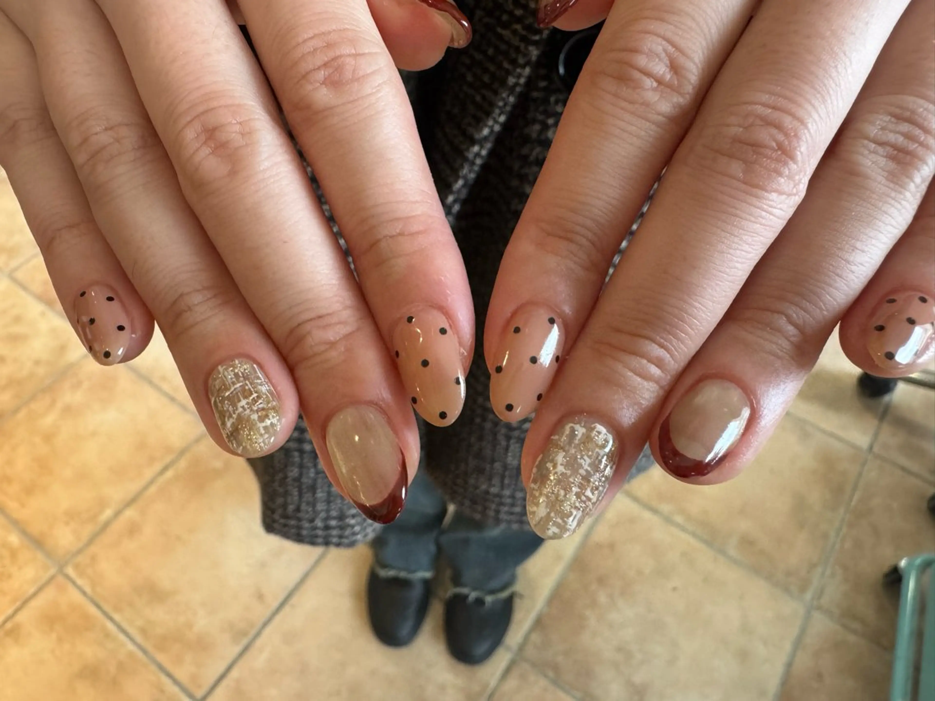 セミロング ハンドネイル 下道 舞優のネイルデザイン