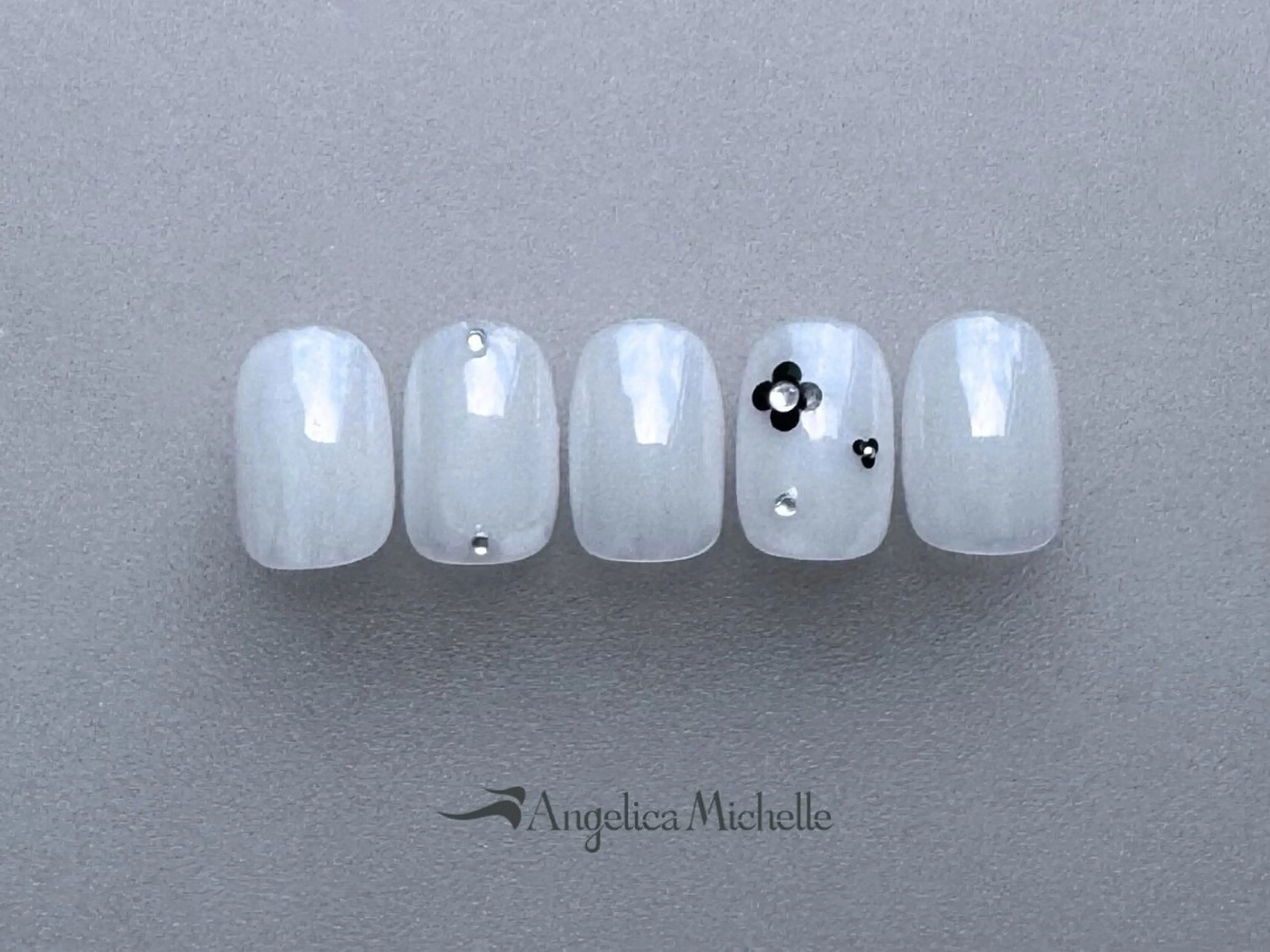 ネイル Koyano 🫧のネイルデザイン