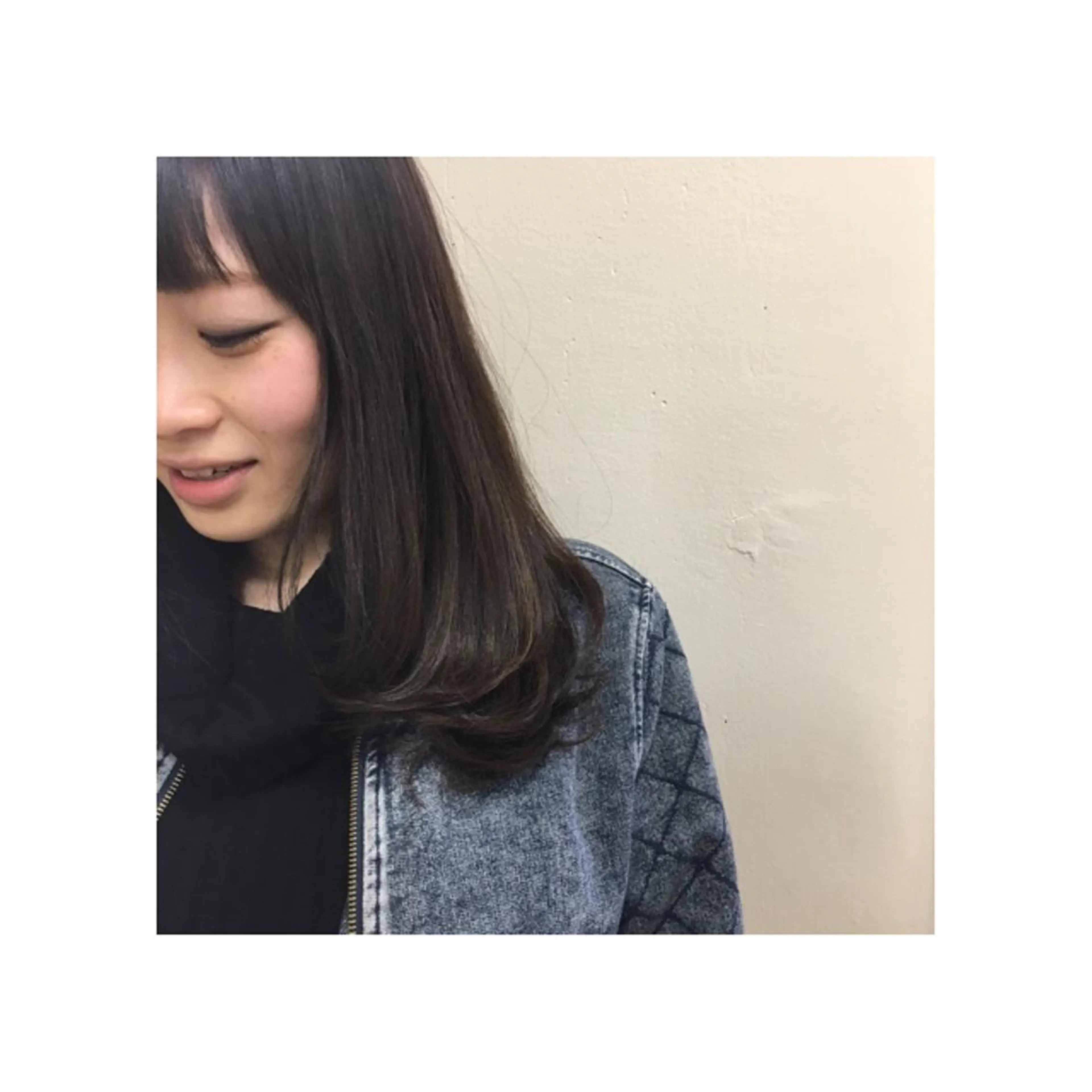 セミロング タナカ タクヤのヘアスタイル