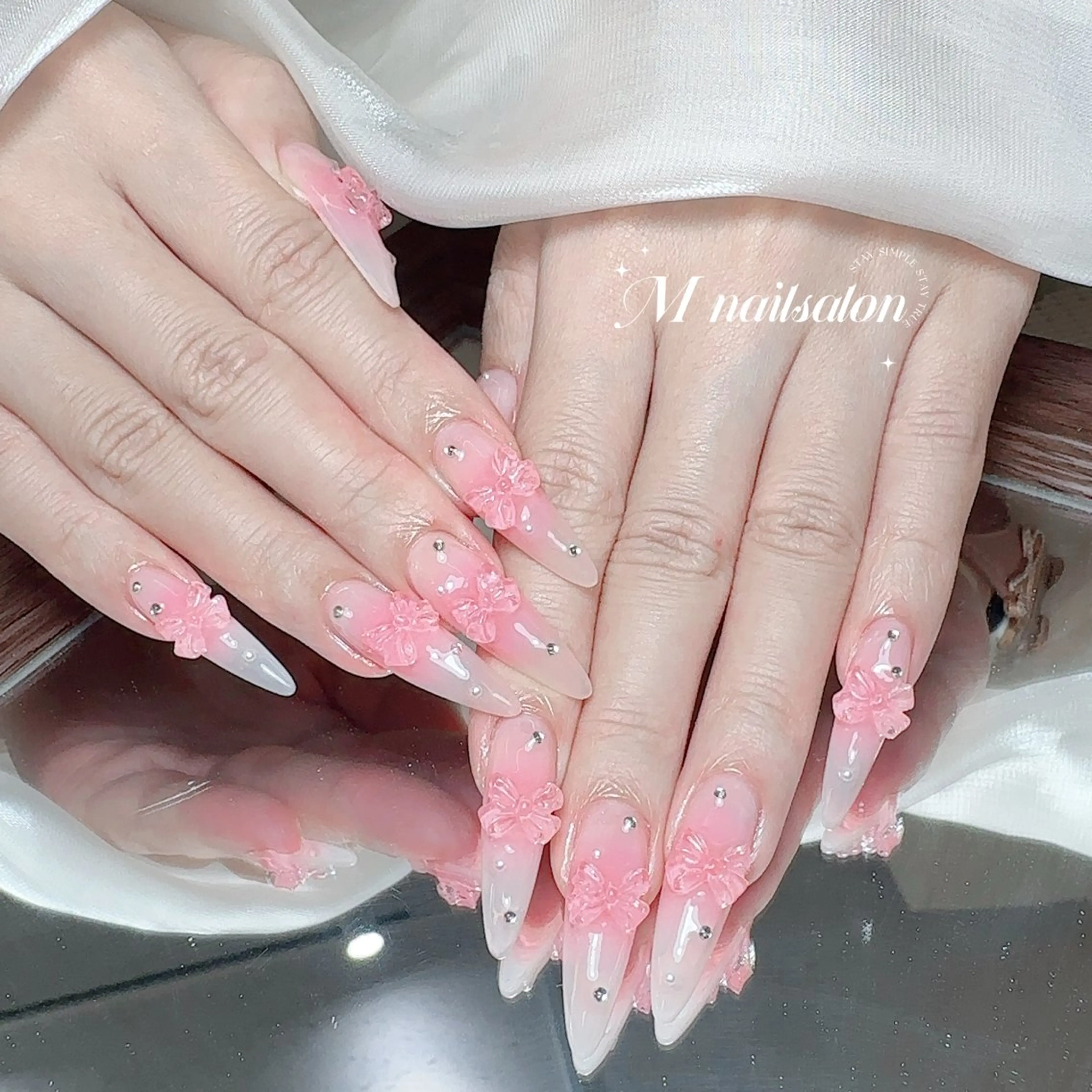 ネイル ハンドネイル M🌷nail 長さだし専門店のネイルデザイン