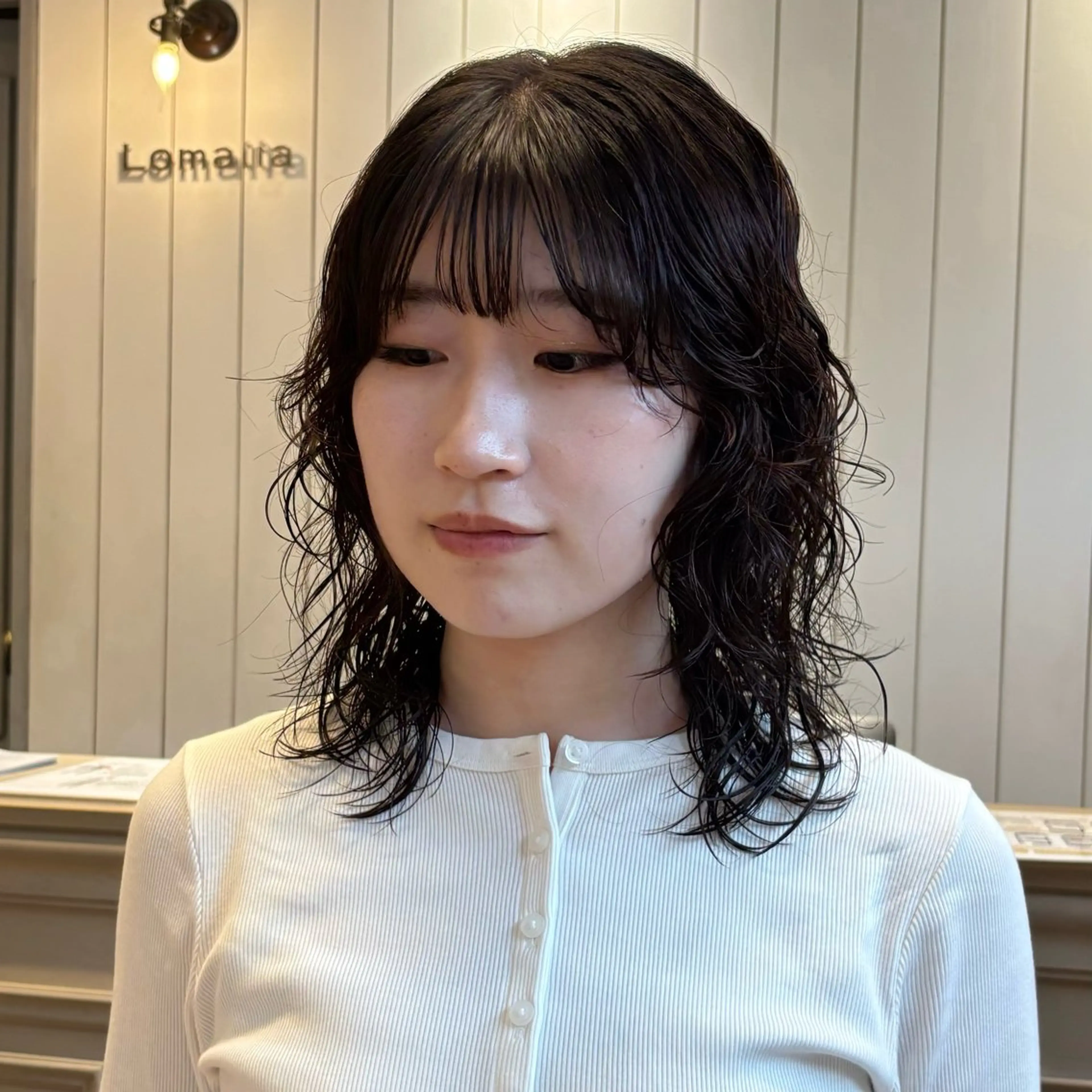 セミロング カット パーマ トリートメント 盛れる透明感カラー・ momokaのヘアスタイル