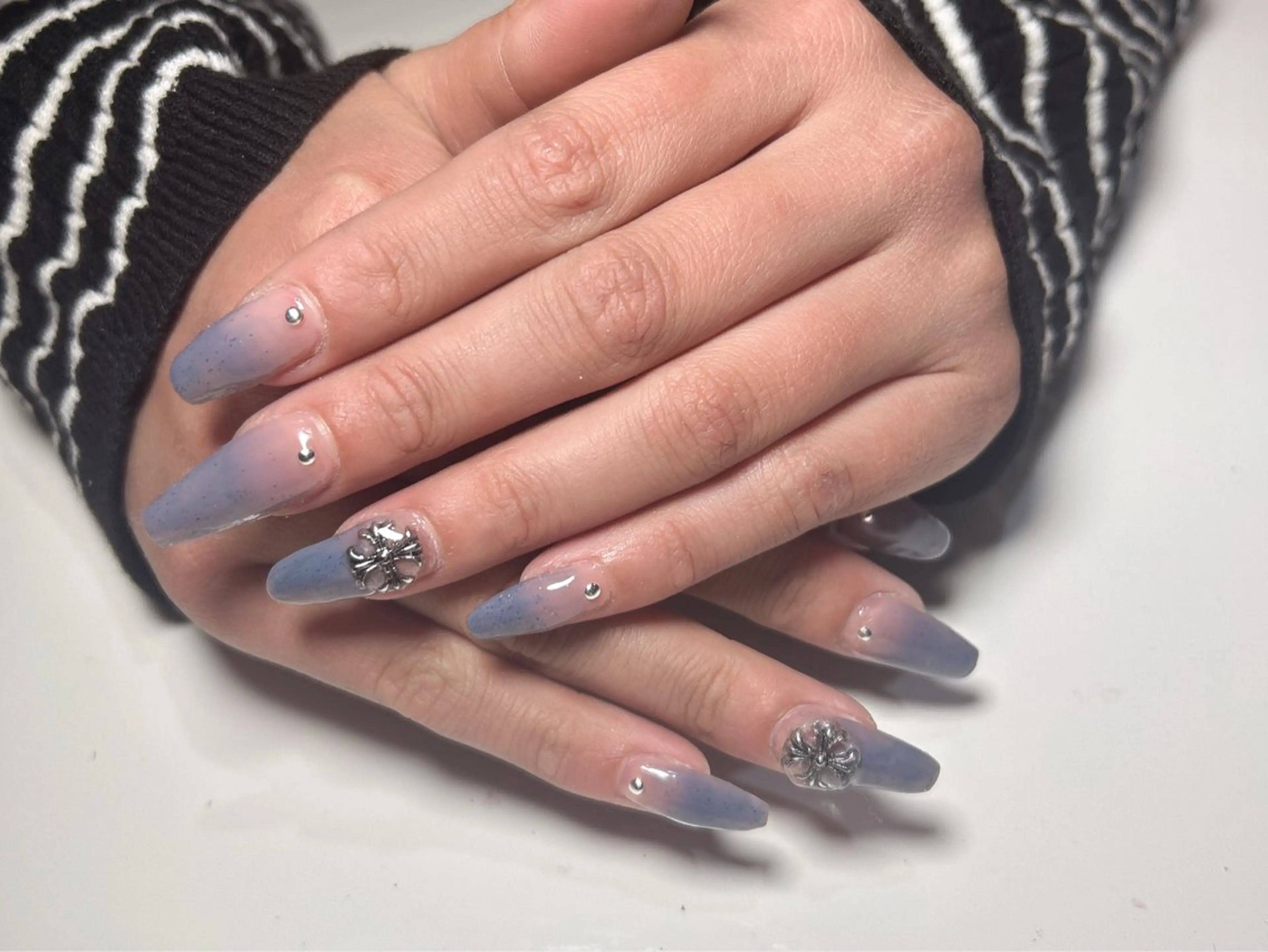 ロング 細谷 瑞希のネイルデザイン