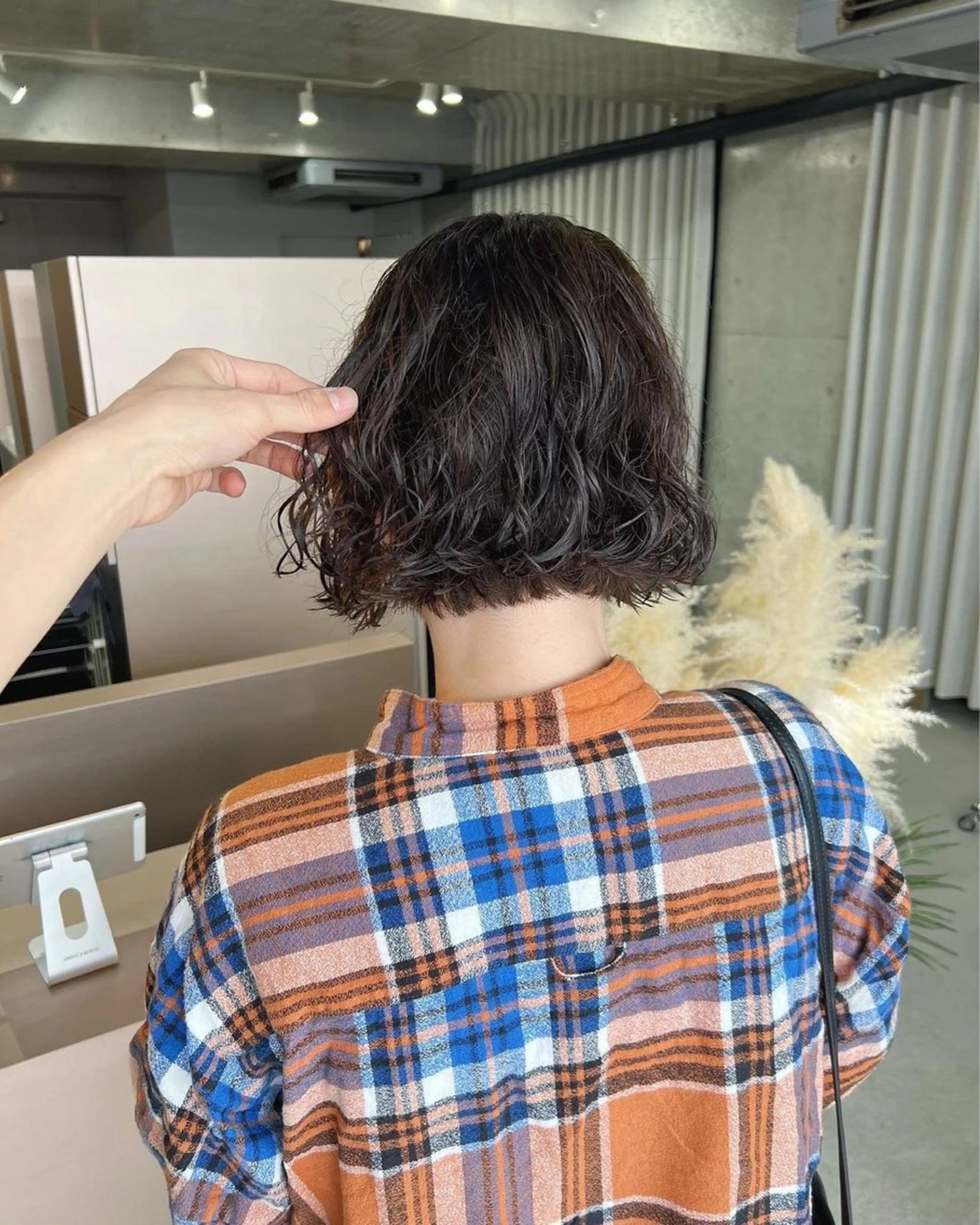ショート カラー パーマ ボブ 森山 陽菜のヘアスタイル