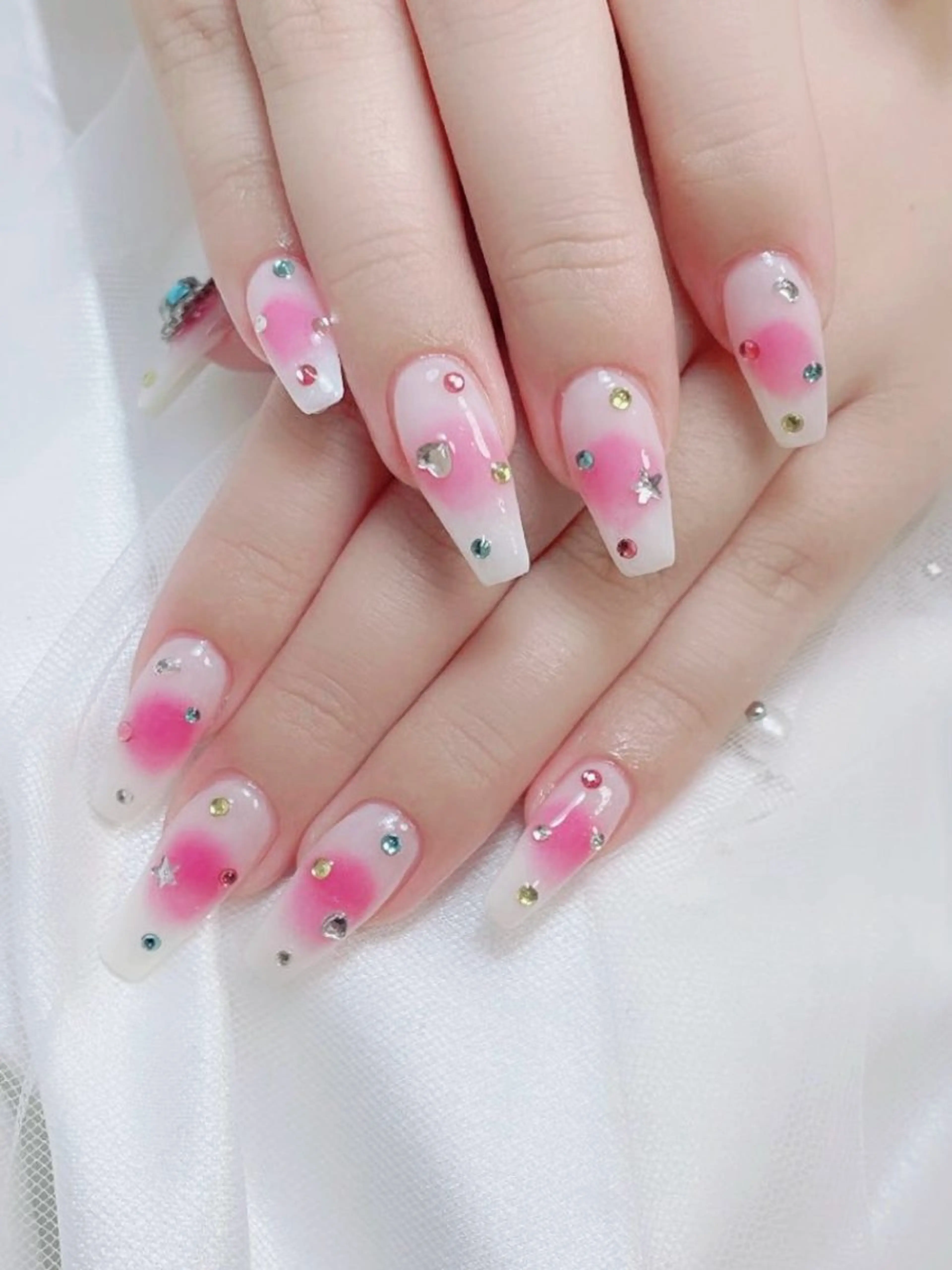 ネイル フレンチネイル ジェルネイル ハート 韓国ネイル マグネットネイル ハンドネイル ネイルサロン lotusのネイルデザイン