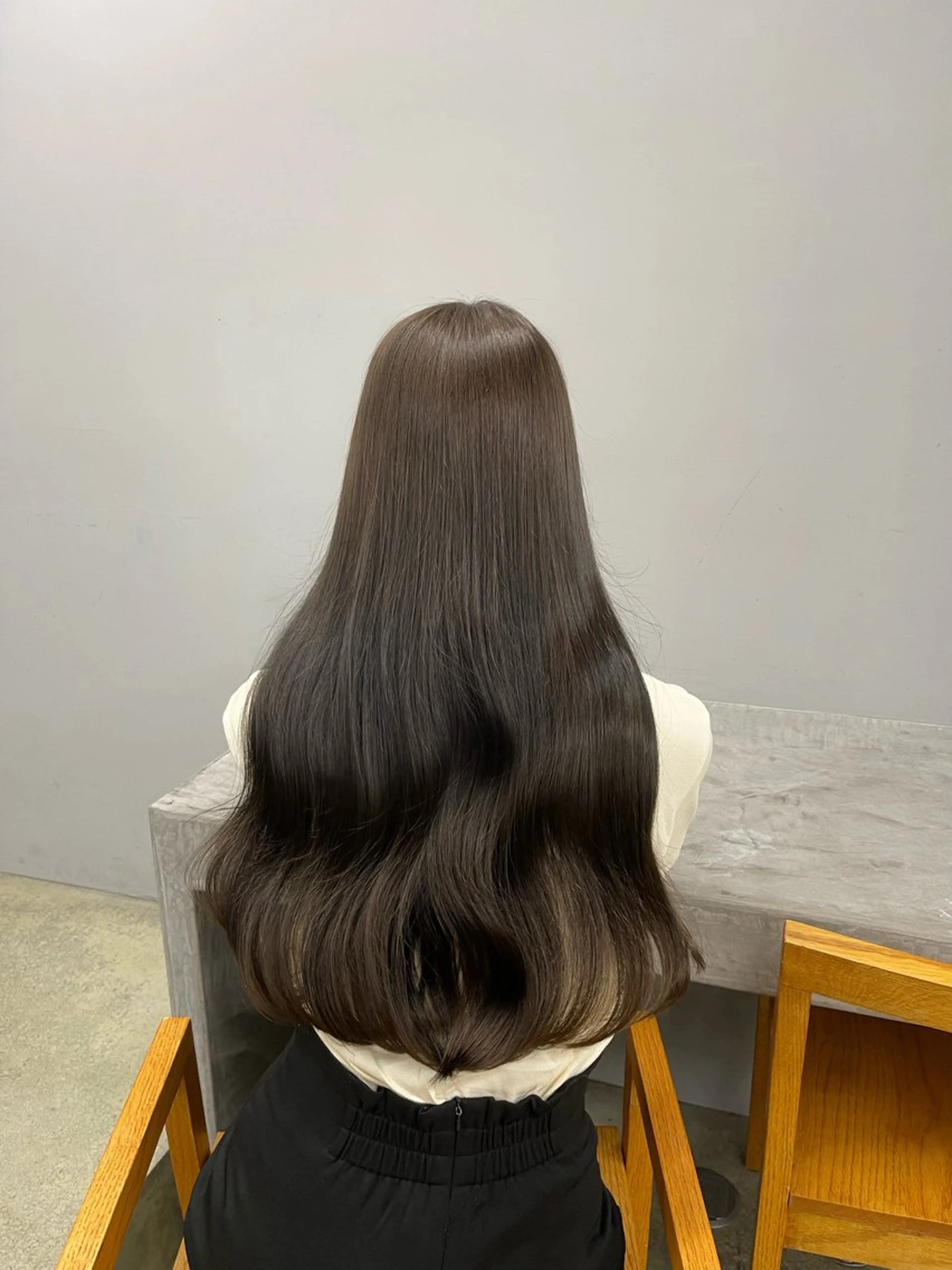 ロング カラー 透明感カラー ヘアカラー トリートメント 愛莉/ラベンダー/ ベージュ/ブラウンのヘアスタイル