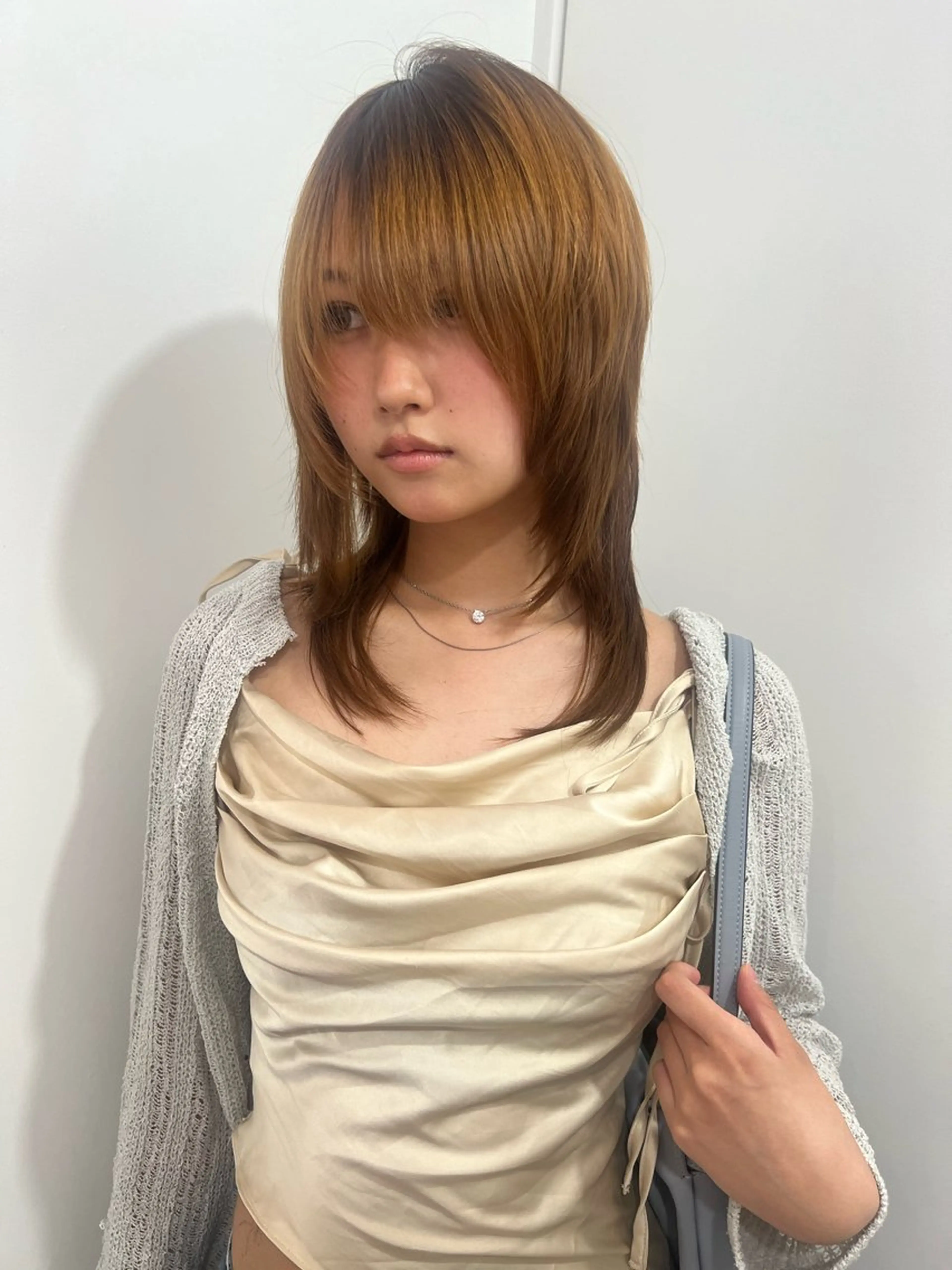 ミディアム カット 💥ウルフカット デザインあんな💥のヘアスタイル