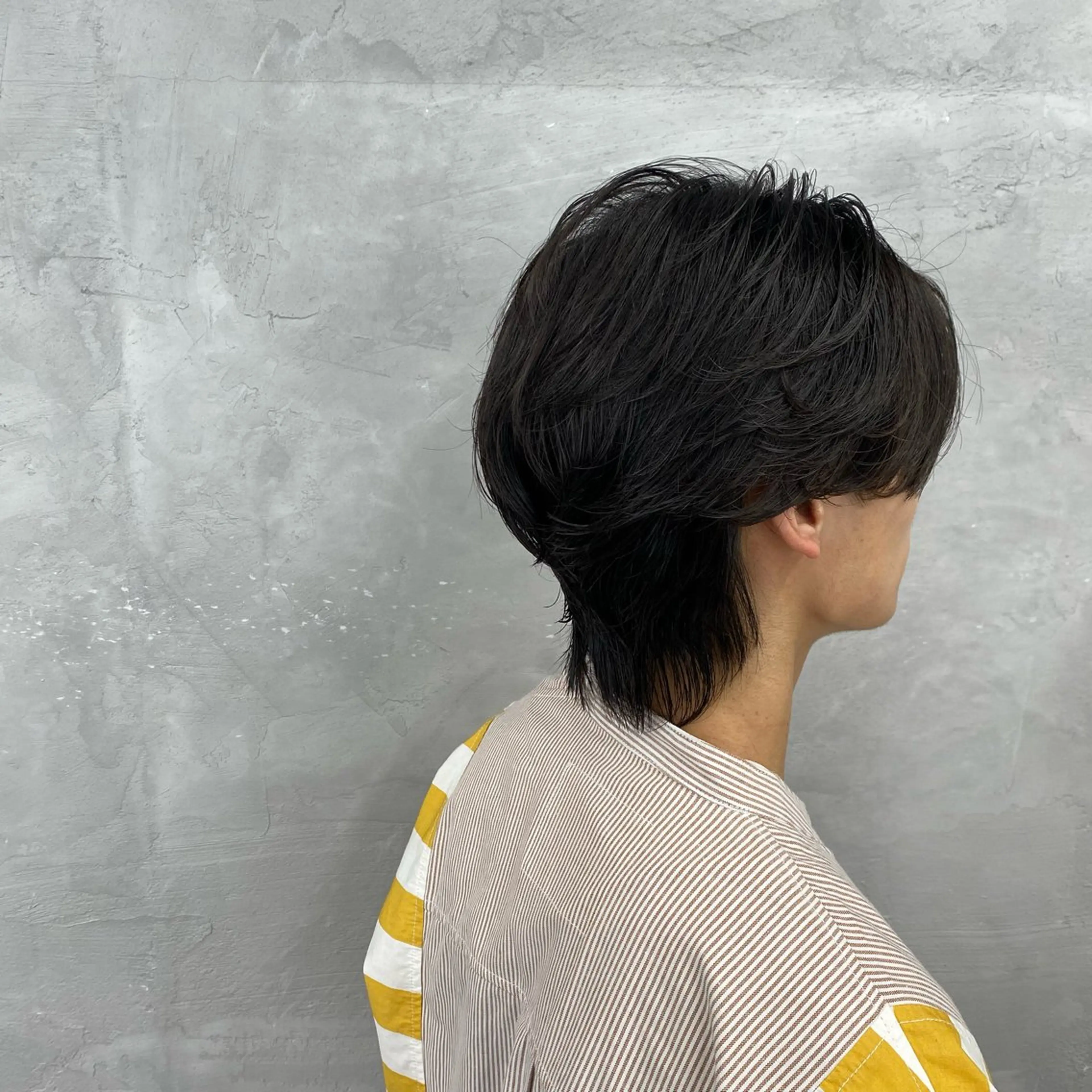 ショート メンズ センターパート メンズパーマ メンズウルフカット ウルフカット パーマ⚡️nifty KENTOのヘアスタイル