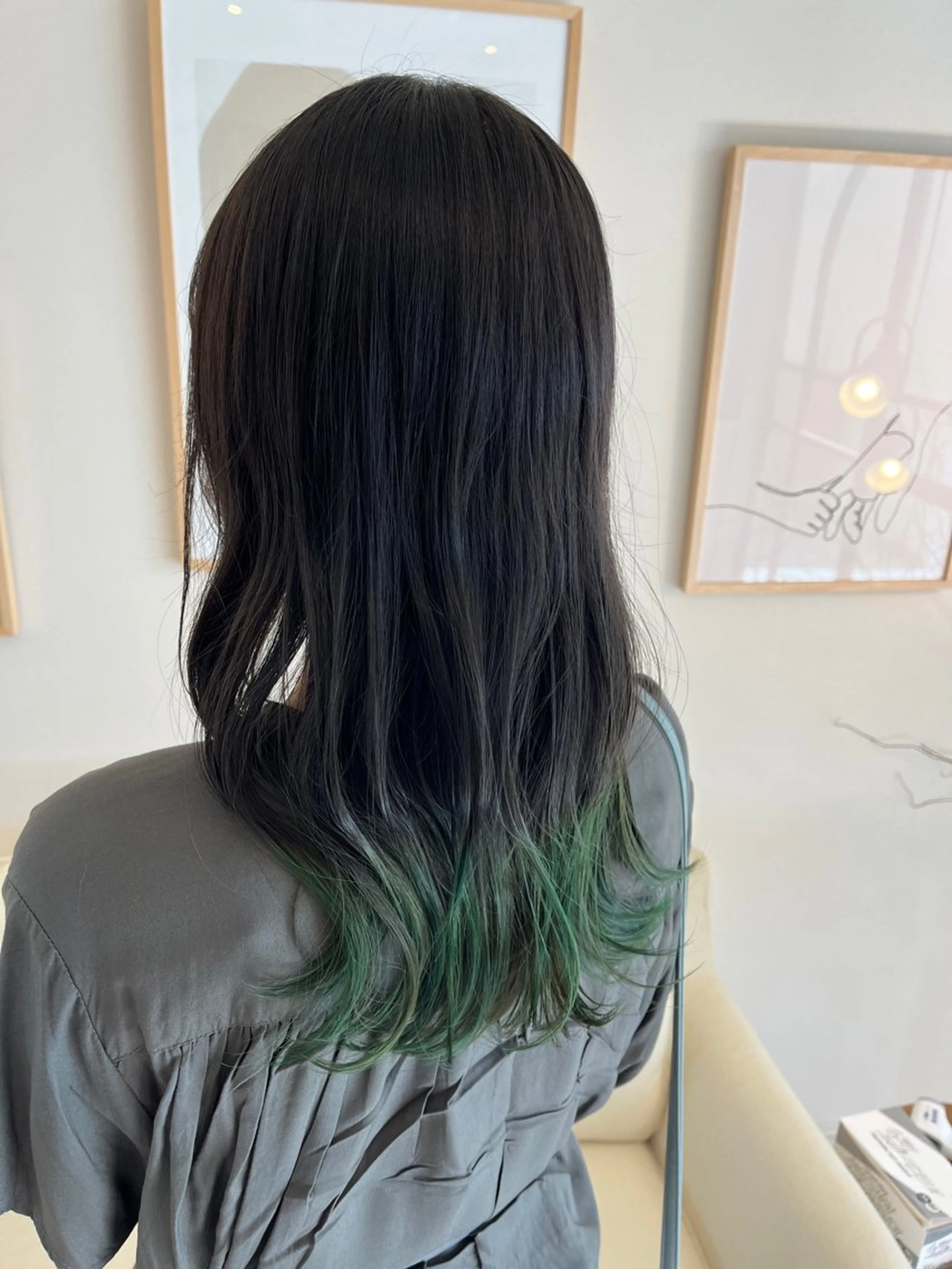 セミロング ダメージレス◎東区/ 艶カラー💫/斉藤拓のヘアスタイル