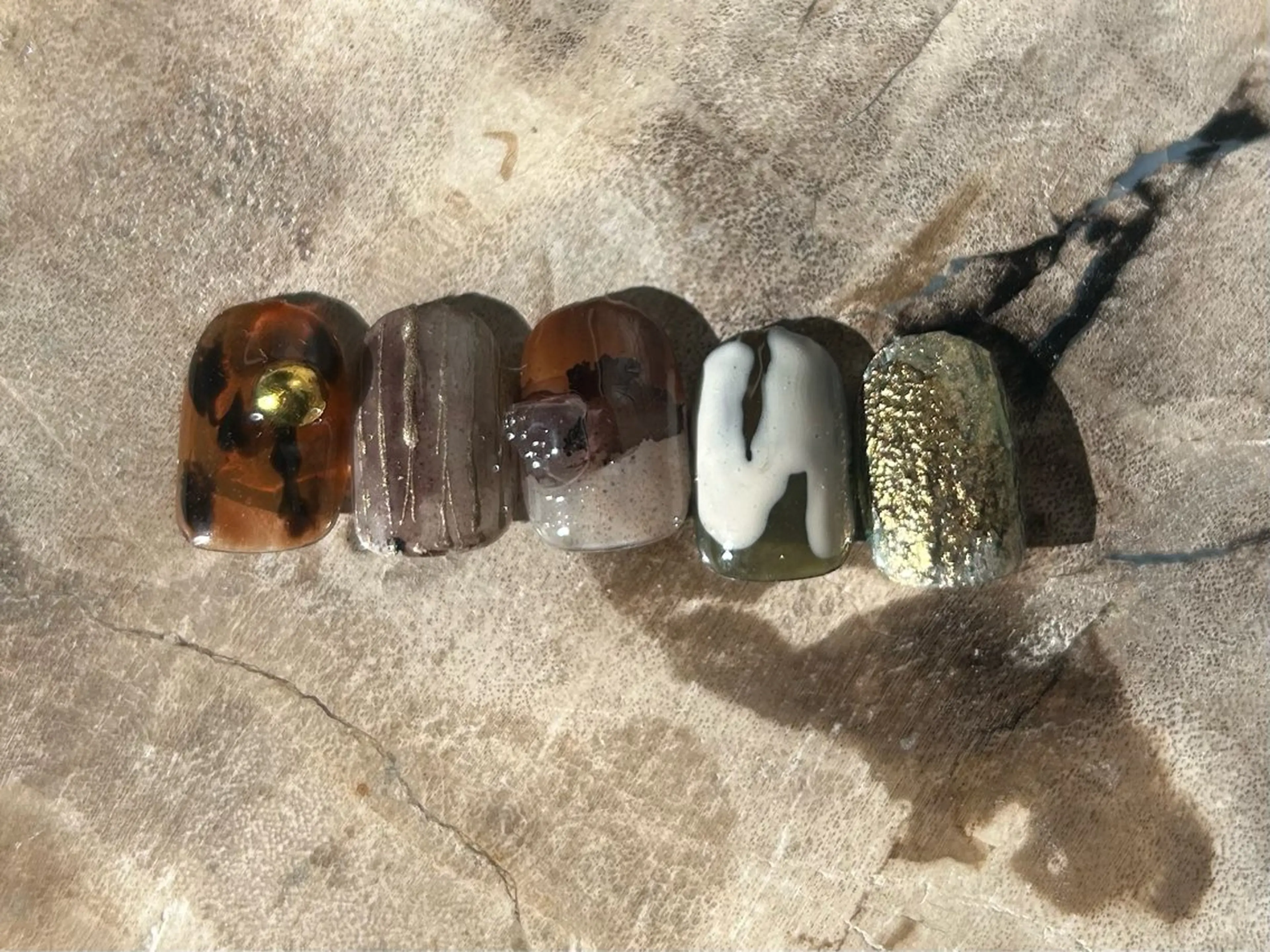 ネイル アートネイル フットネイル マグネットネイル ニュアンスネイル ハンドネイル アトリエ １０３のネイルデザイン