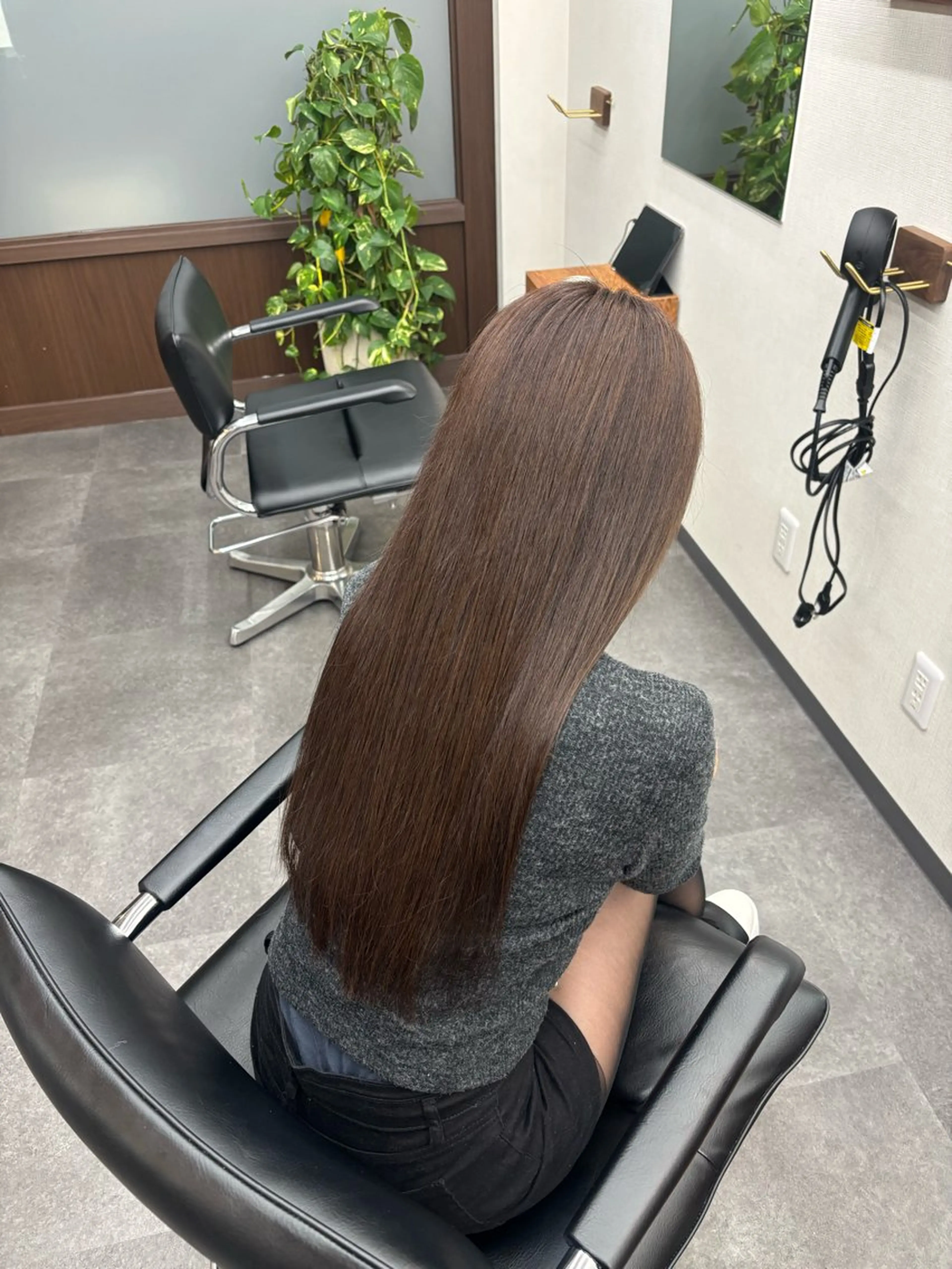 ロング カラー ヘアカラー トリートメント 大野 桃果のヘアスタイル