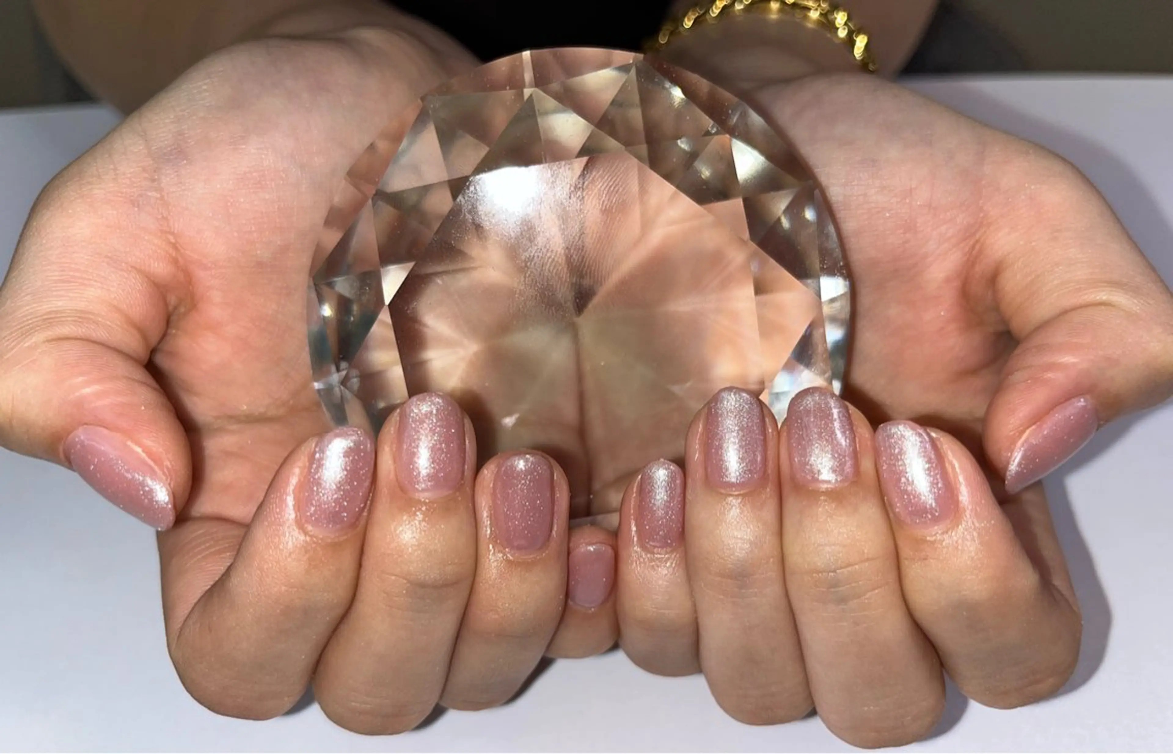 ネイル キラキラネイル オフィスネイル ワンカラーネイル シンプルネイル 夏ネイル ハンドネイル プライベートサロン N's Nailのネイルデザイン