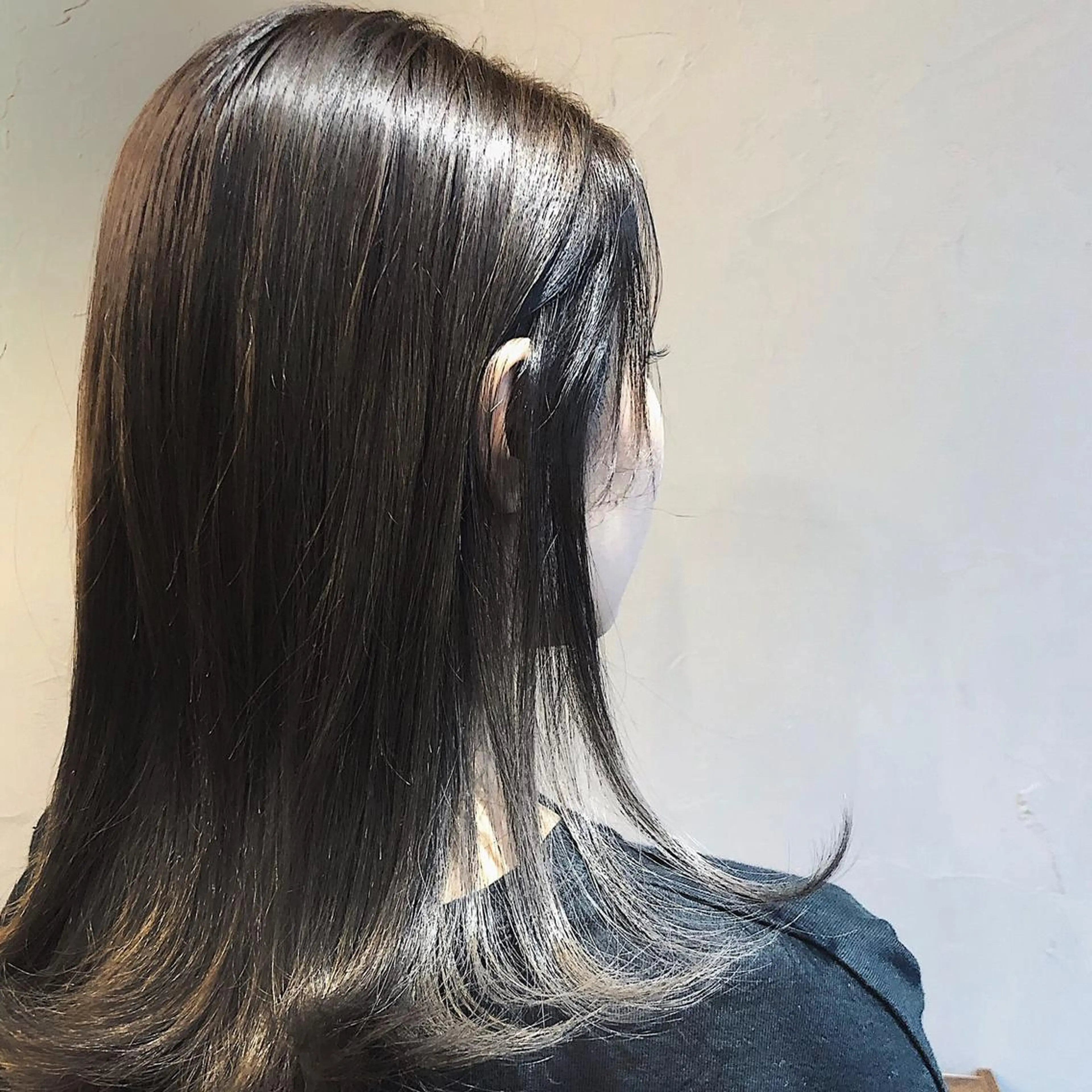 セミロング カラー インナーカラー 山口 浩之のヘアスタイル