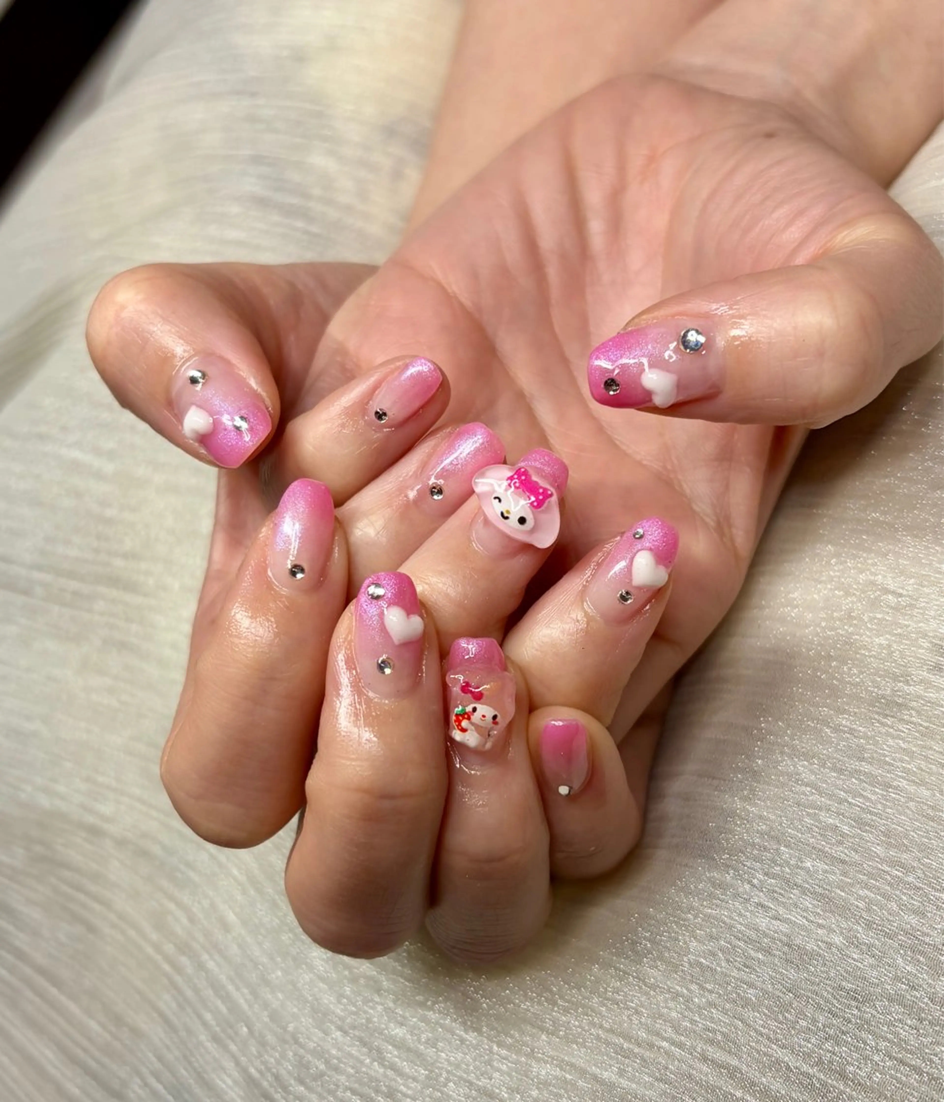 ネイル nailroom HARU.のネイルデザイン