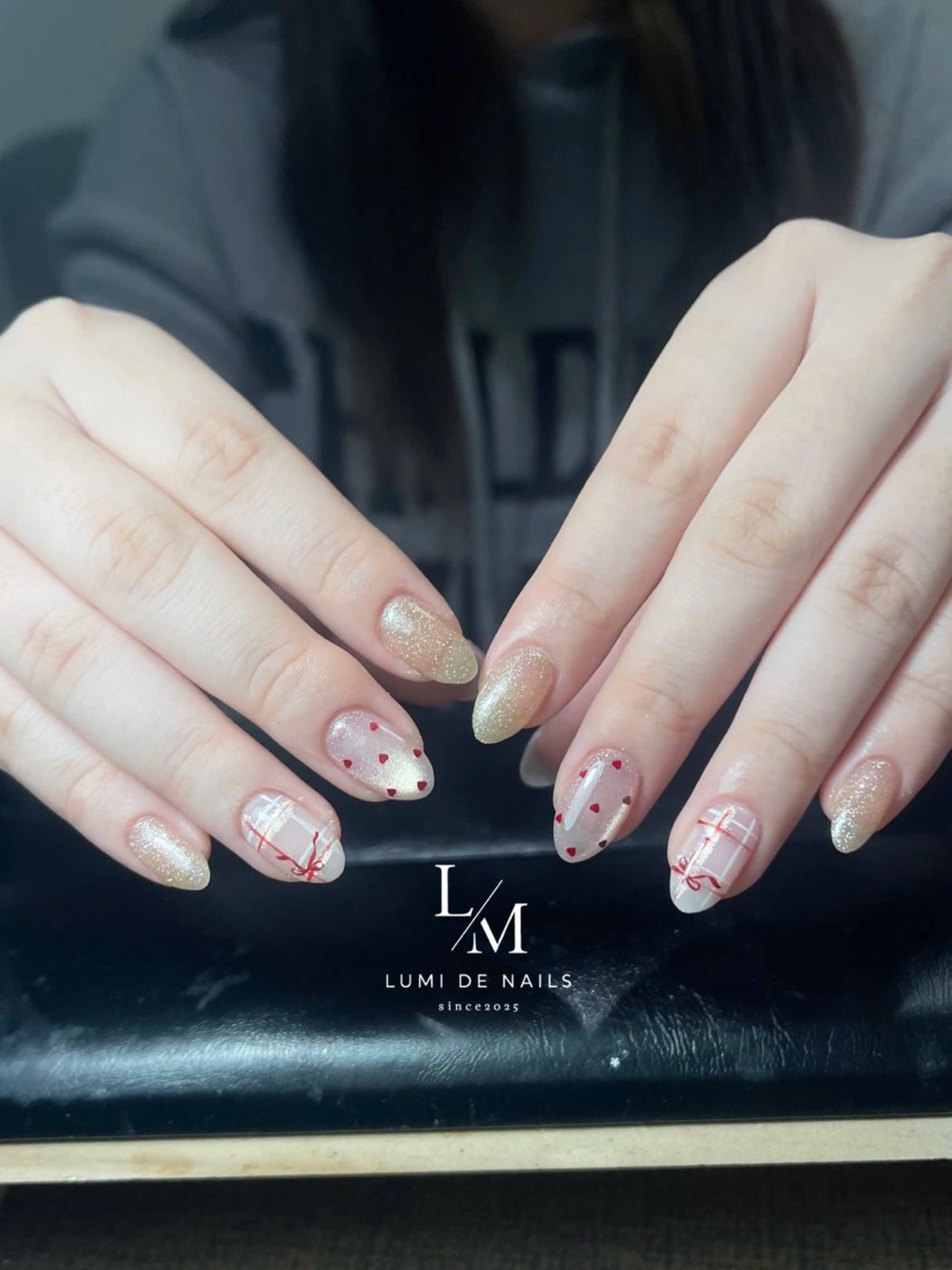 ネイル グラデーション ラメ(グリッター) マグネットネイル ミラーネイル ニュアンスネイル ハンドネイル Lumi de nailsのネイルデザイン