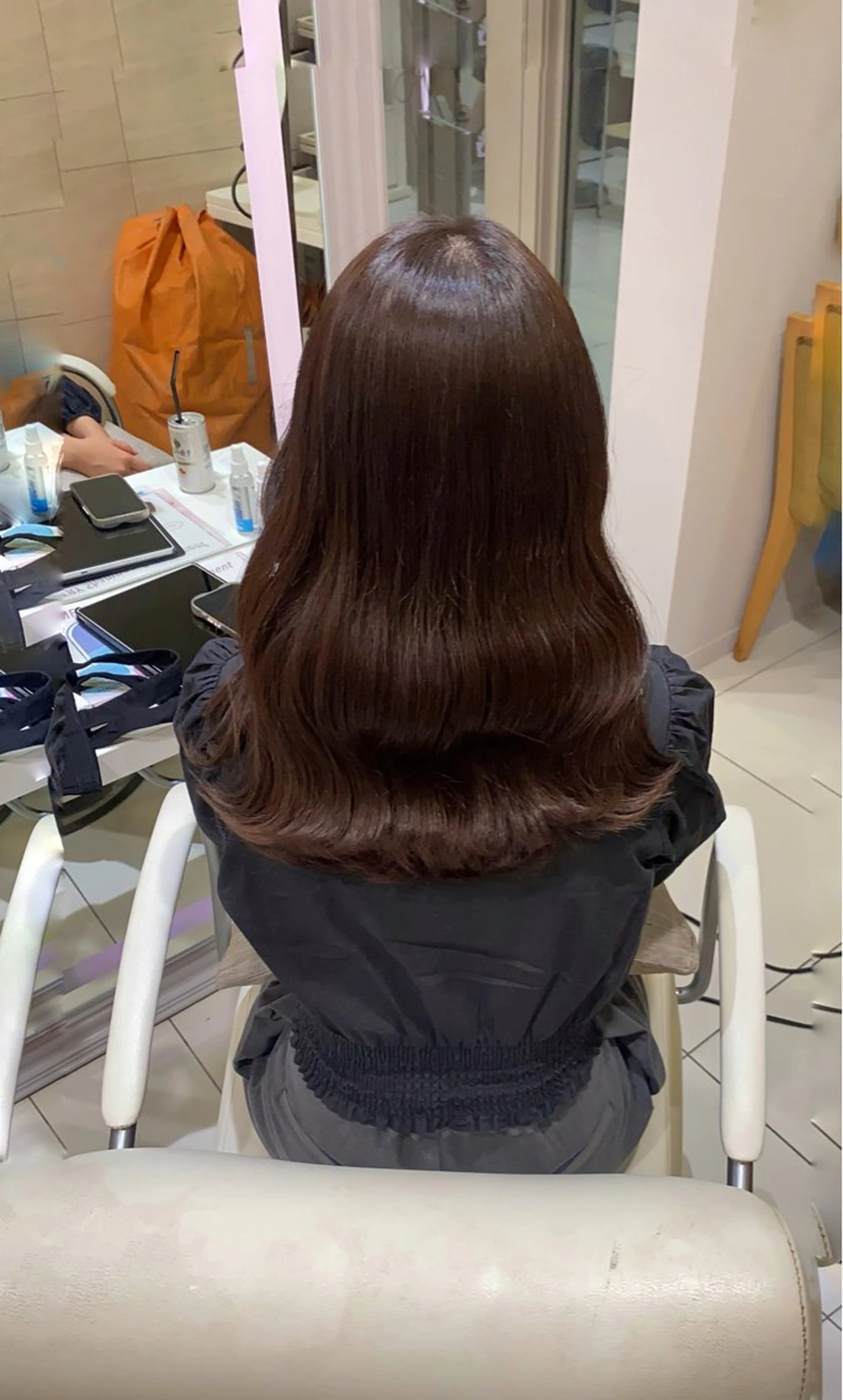 セミロング カラー mako︴ Euphoriaのヘアスタイル