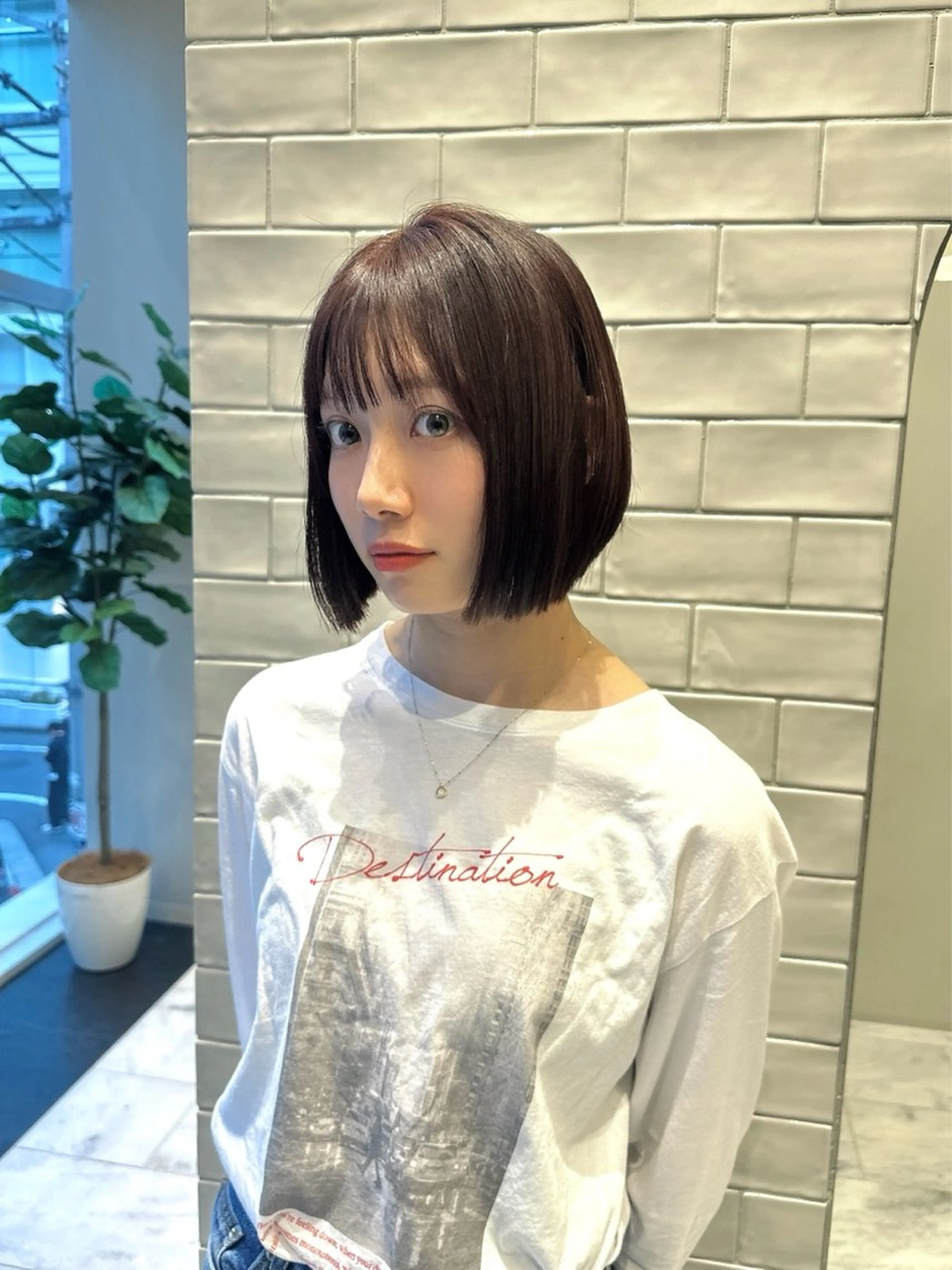 ショート カラー ブリーチ ブラウンカラー ブリーチなしカラー ピンクカラー ピンクブラウン カット ヘアカラー トリートメント 矢野 晃平のヘアスタイル