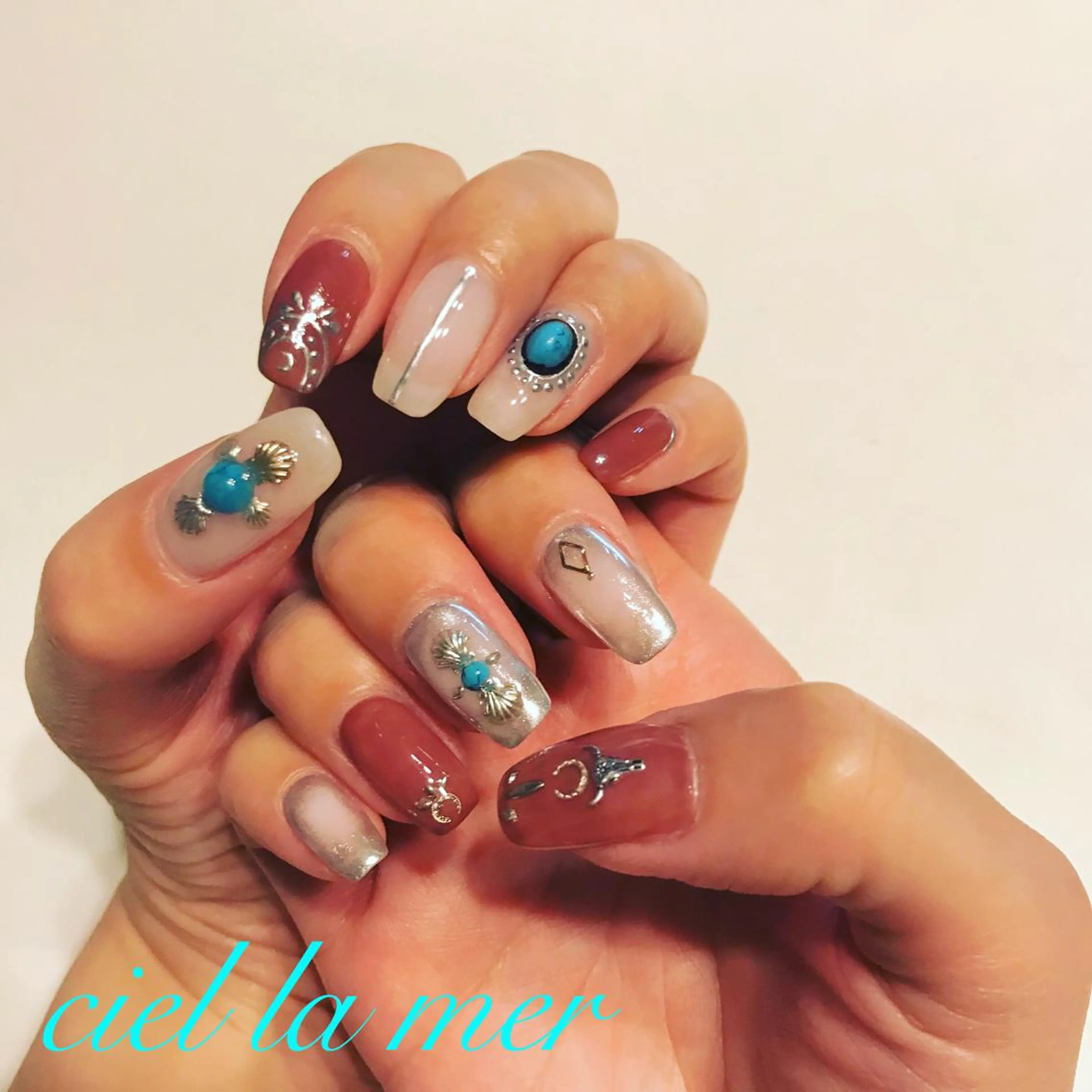 ネイル ハンドネイル フットネイル ciel la merのネイルデザイン