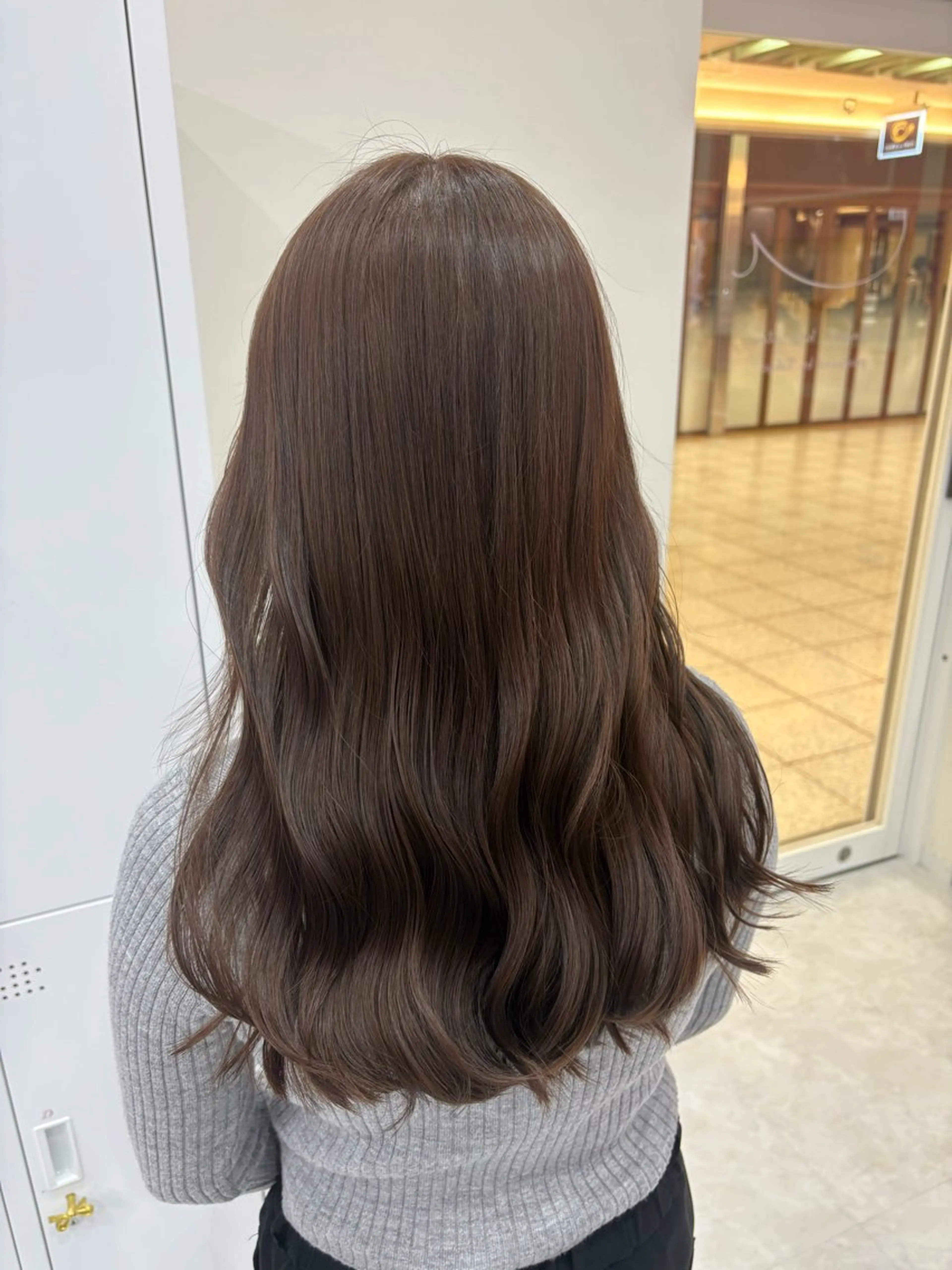 ロング カラー Hirona 縮毛矯正/髪質改善のヘアスタイル