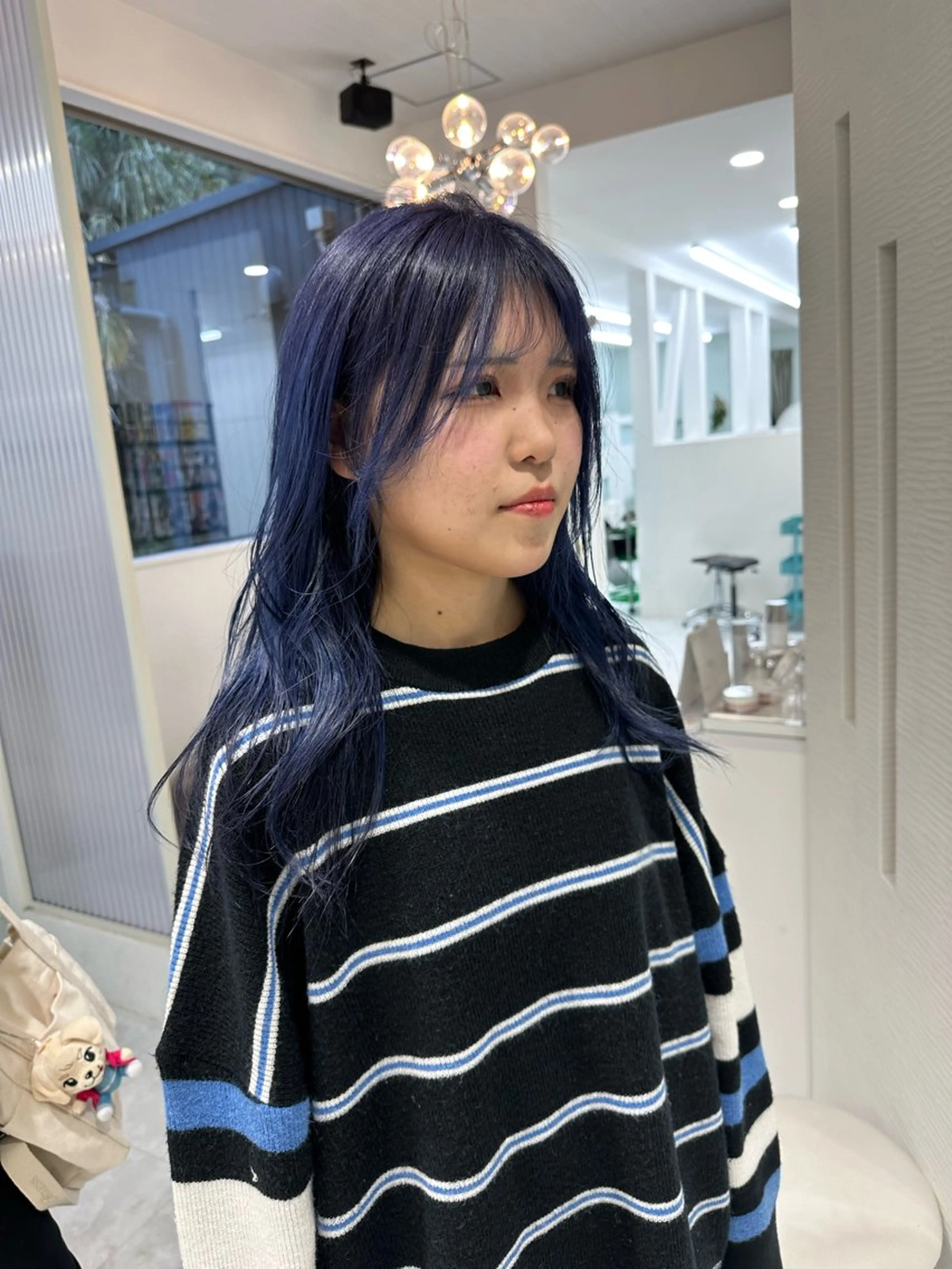 ロング カラー ブルーカラー ラベンダーカラー 中川 茜里のヘアスタイル