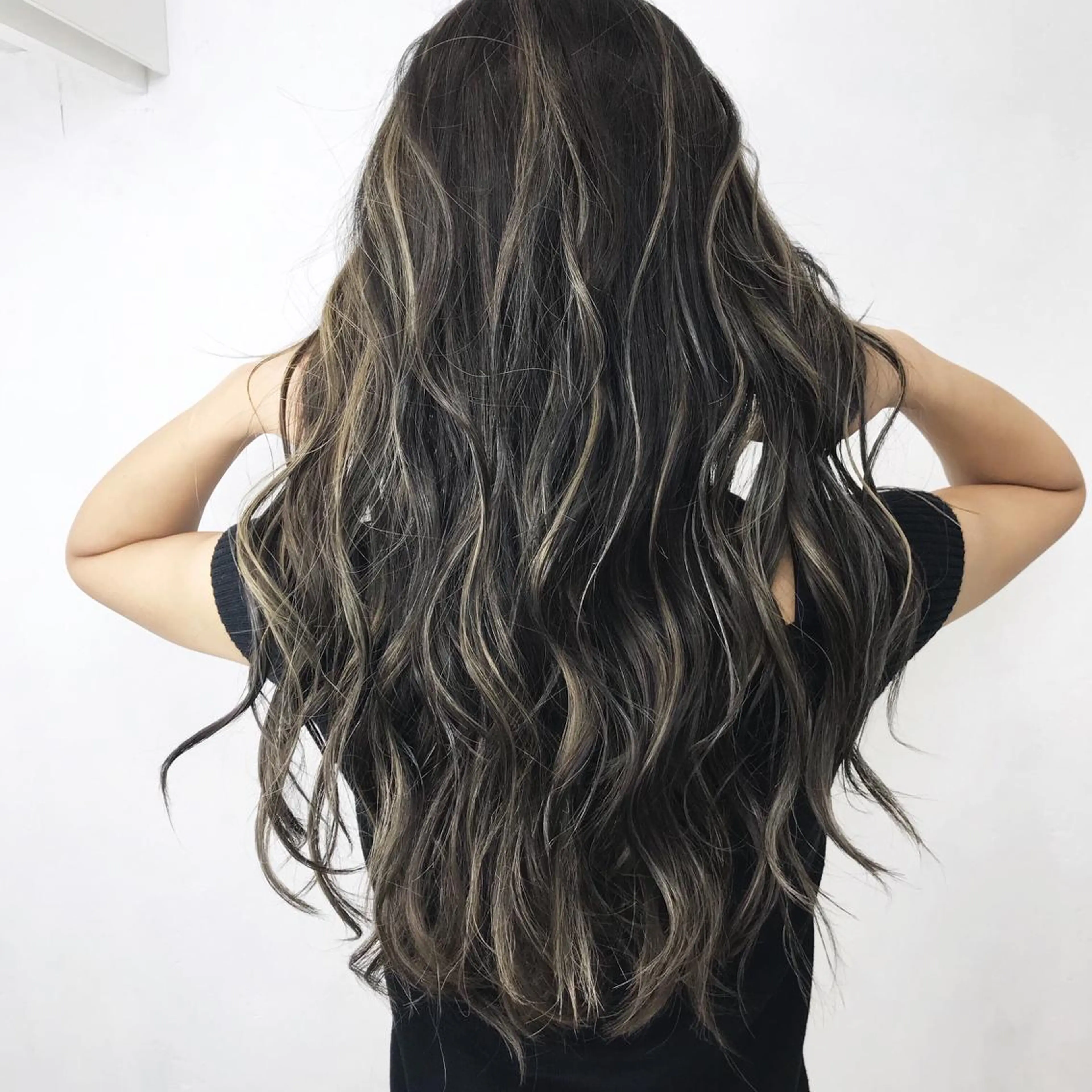 カラー LUSTRE クロサワのヘアスタイル