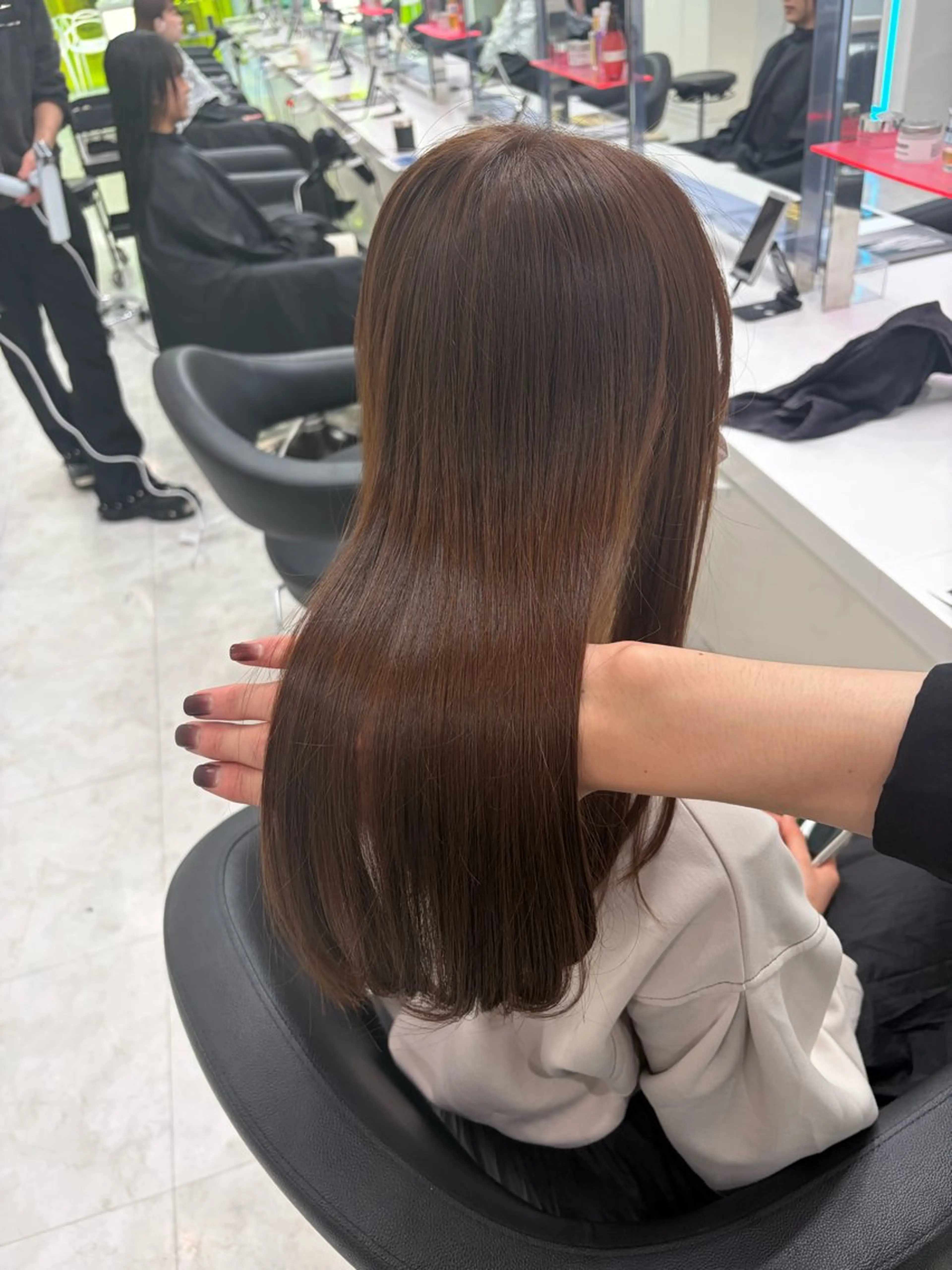 ロング カラー 野口 楓華のヘアスタイル