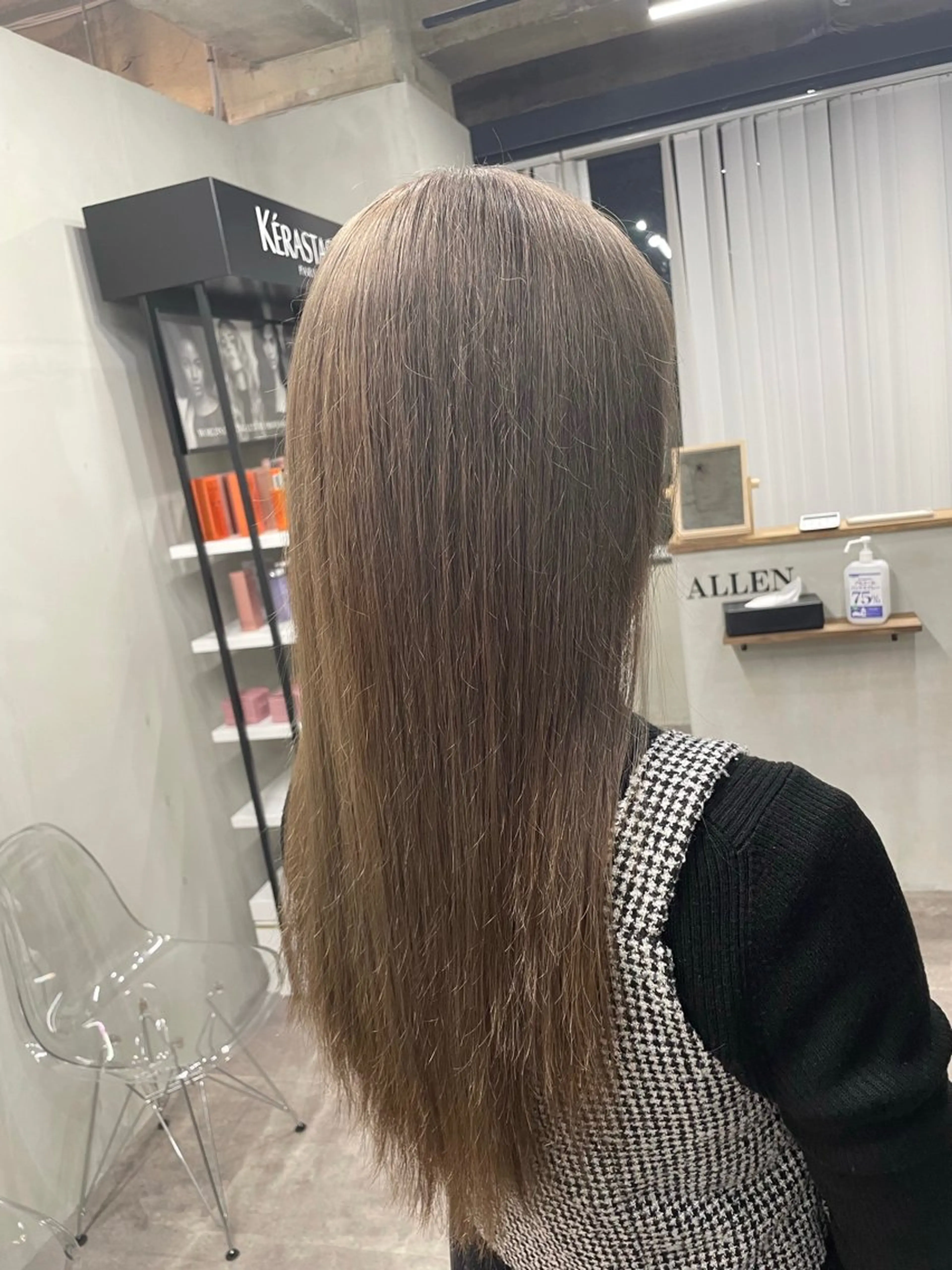 ロング カラー アディクシーカラー ブリーチ ケアブリーチ トリートメント ヘアカラー トリートメント ALLEN hair /まなのヘアスタイル