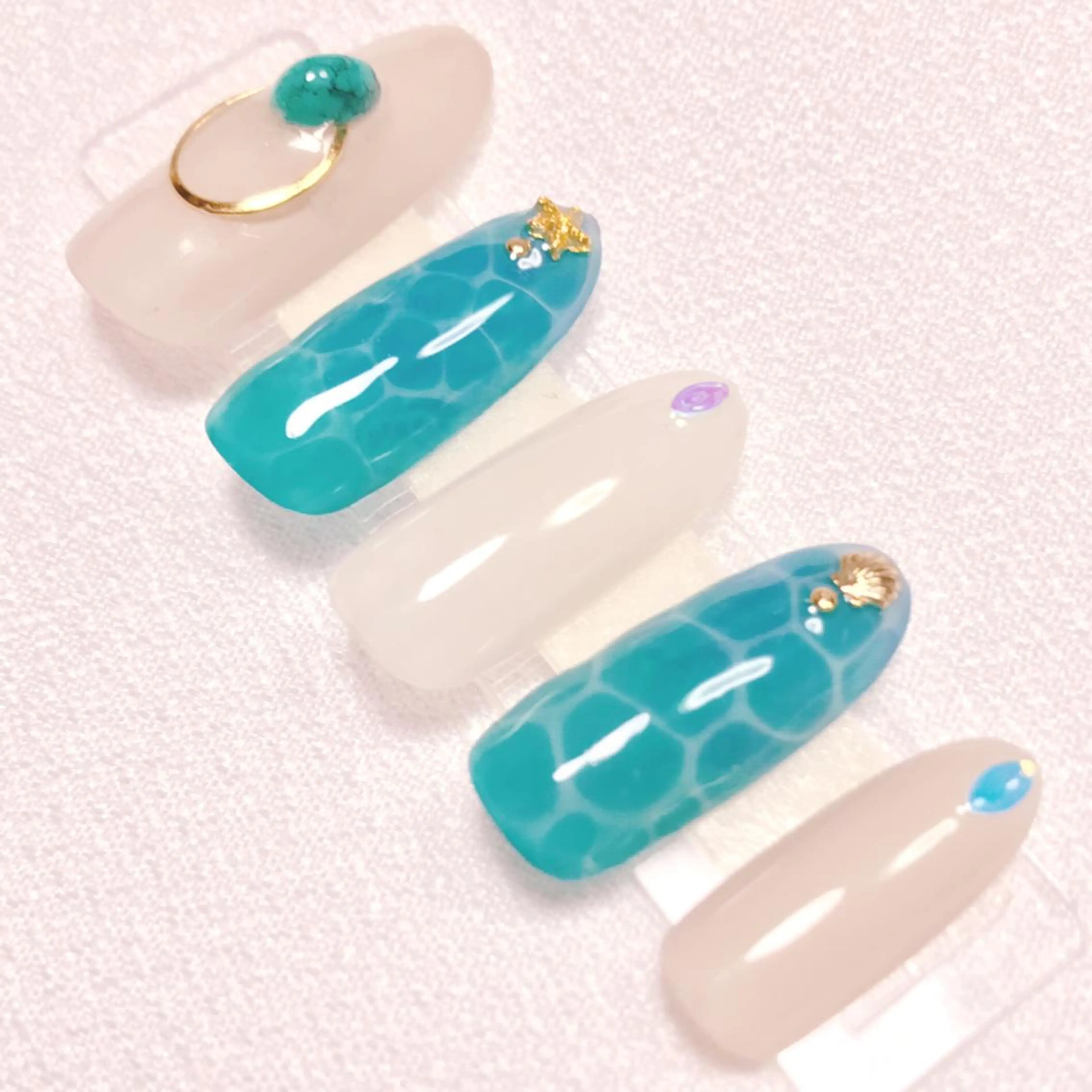 ネイル ハンドネイル 💅chainail _aiのネイルデザイン