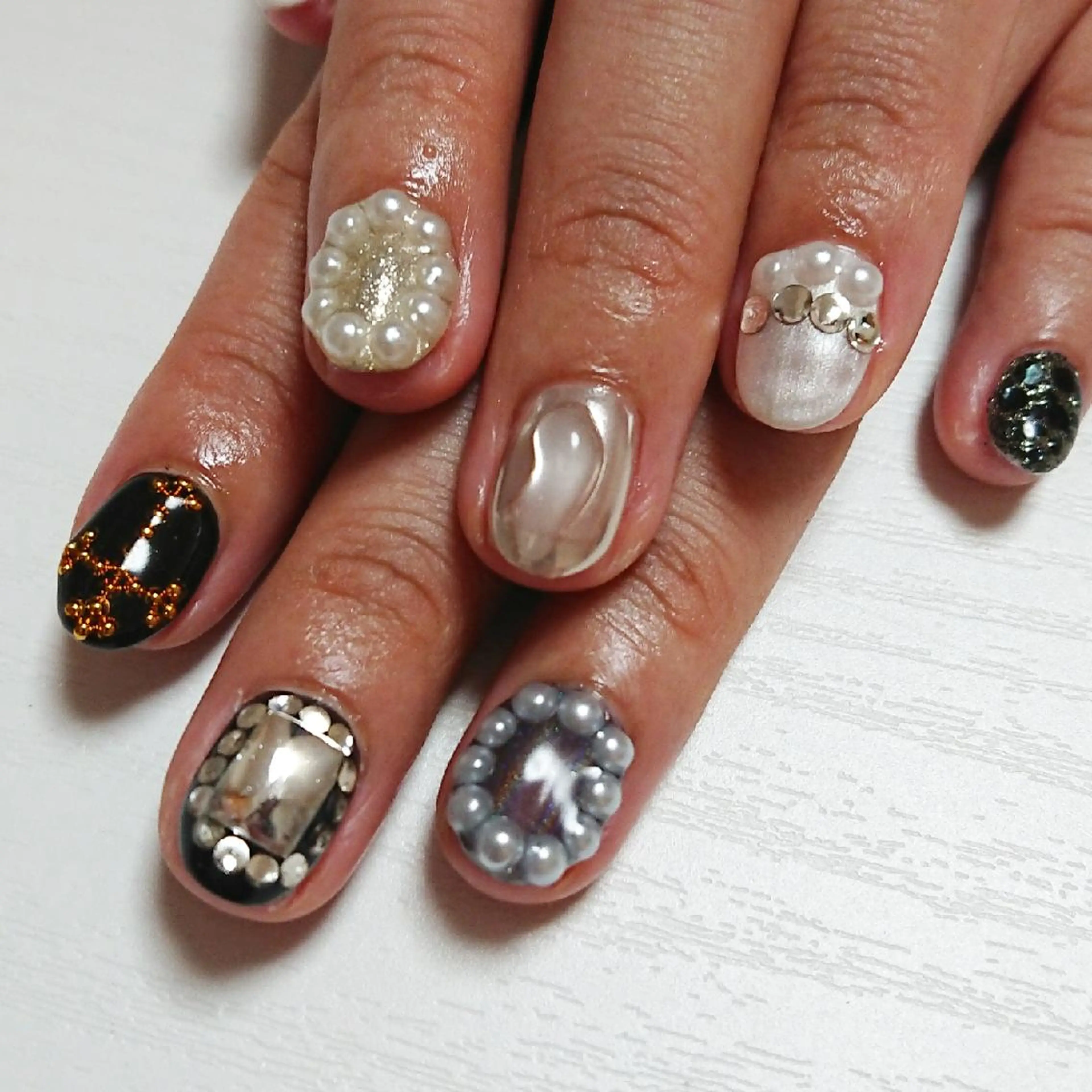 ネイル アートネイル Lilith Nailのネイルデザイン