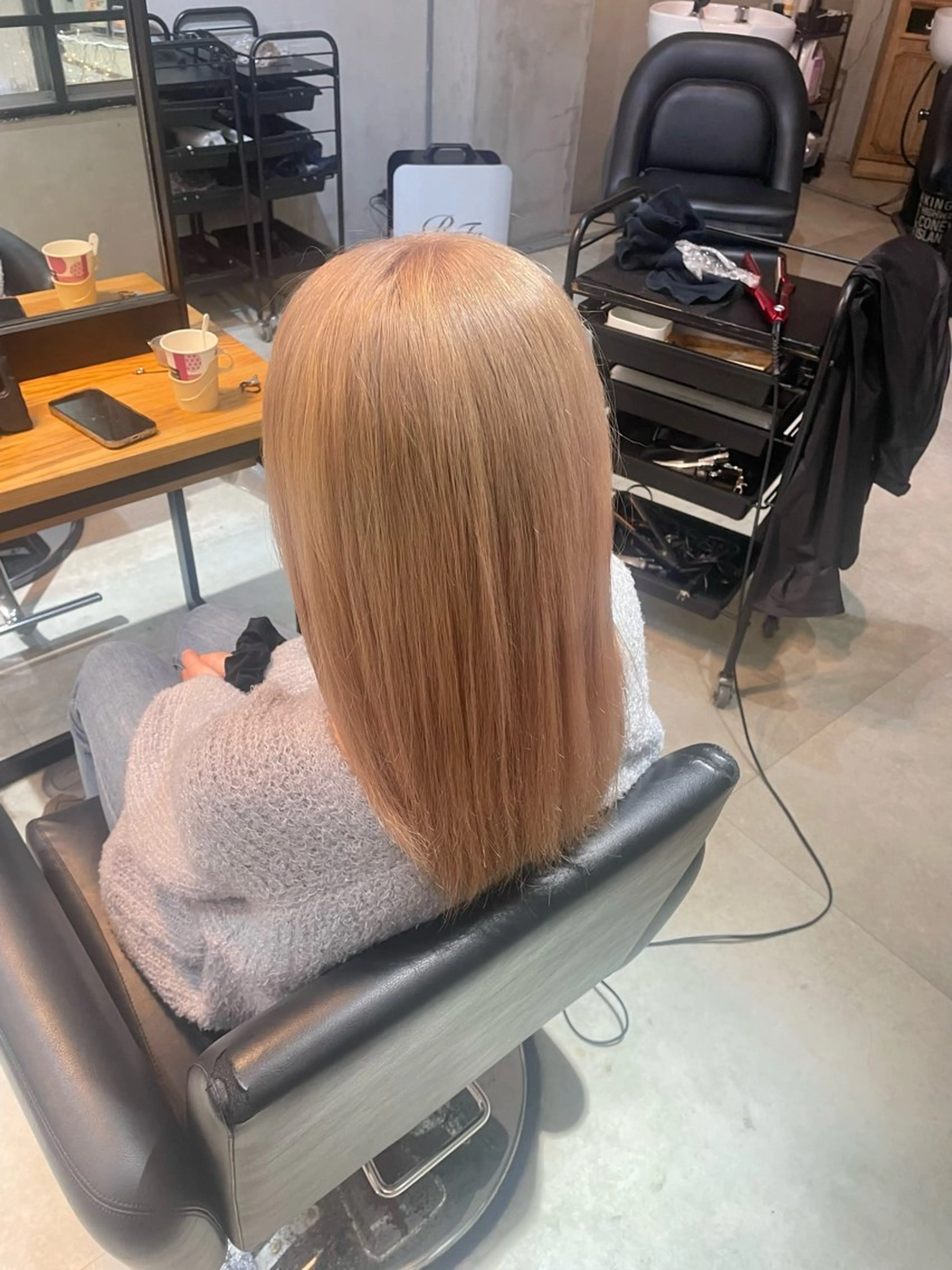 カラー ベージュカラー ヘアカラー トリートメント HAYATA/透明感 /派手髪/ケアブリのヘアスタイル