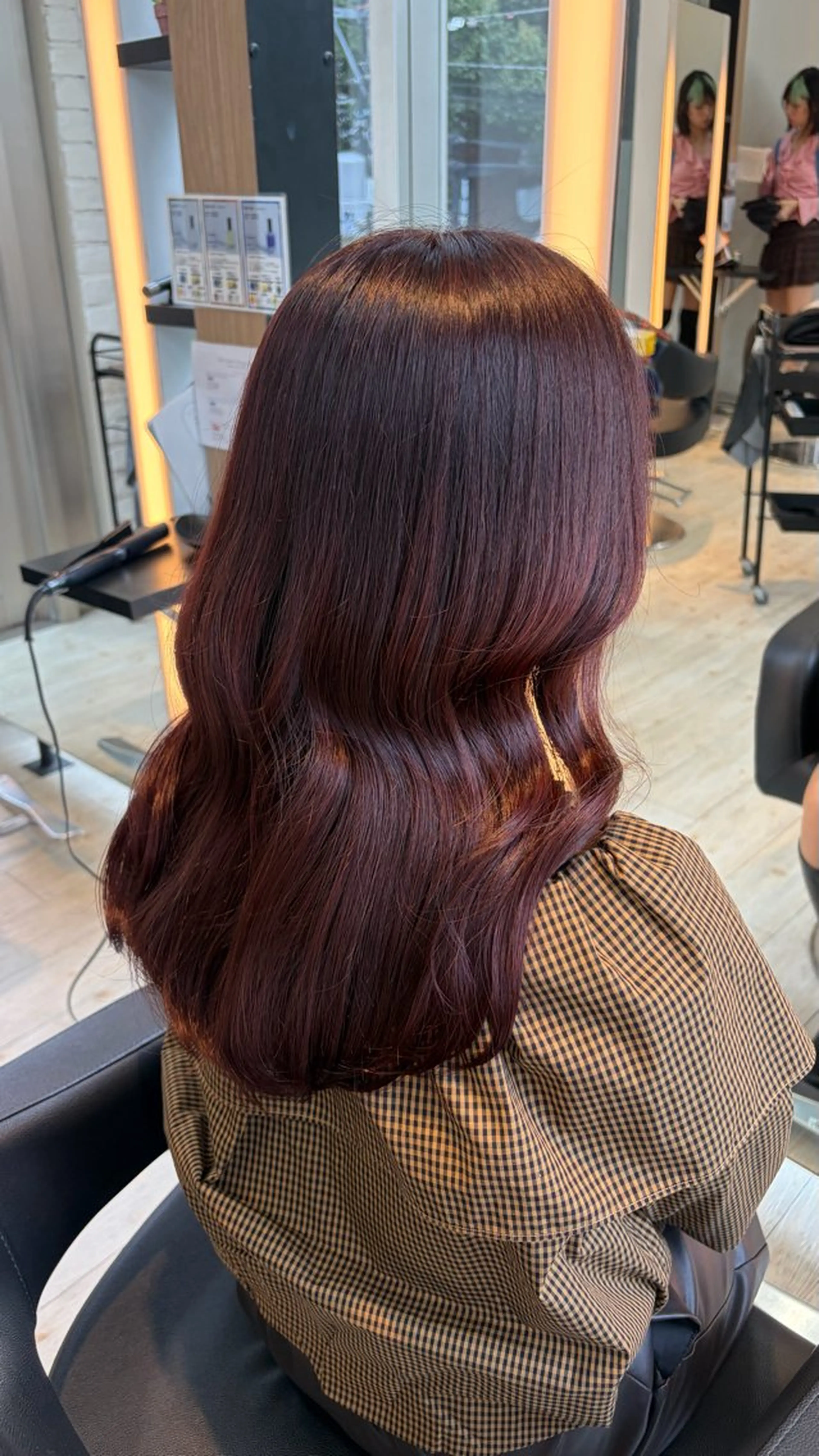 セミロング カラー ヘアカラー トリートメント ブリーチ/髪質改善/ ハイトーン/暖色のヘアスタイル