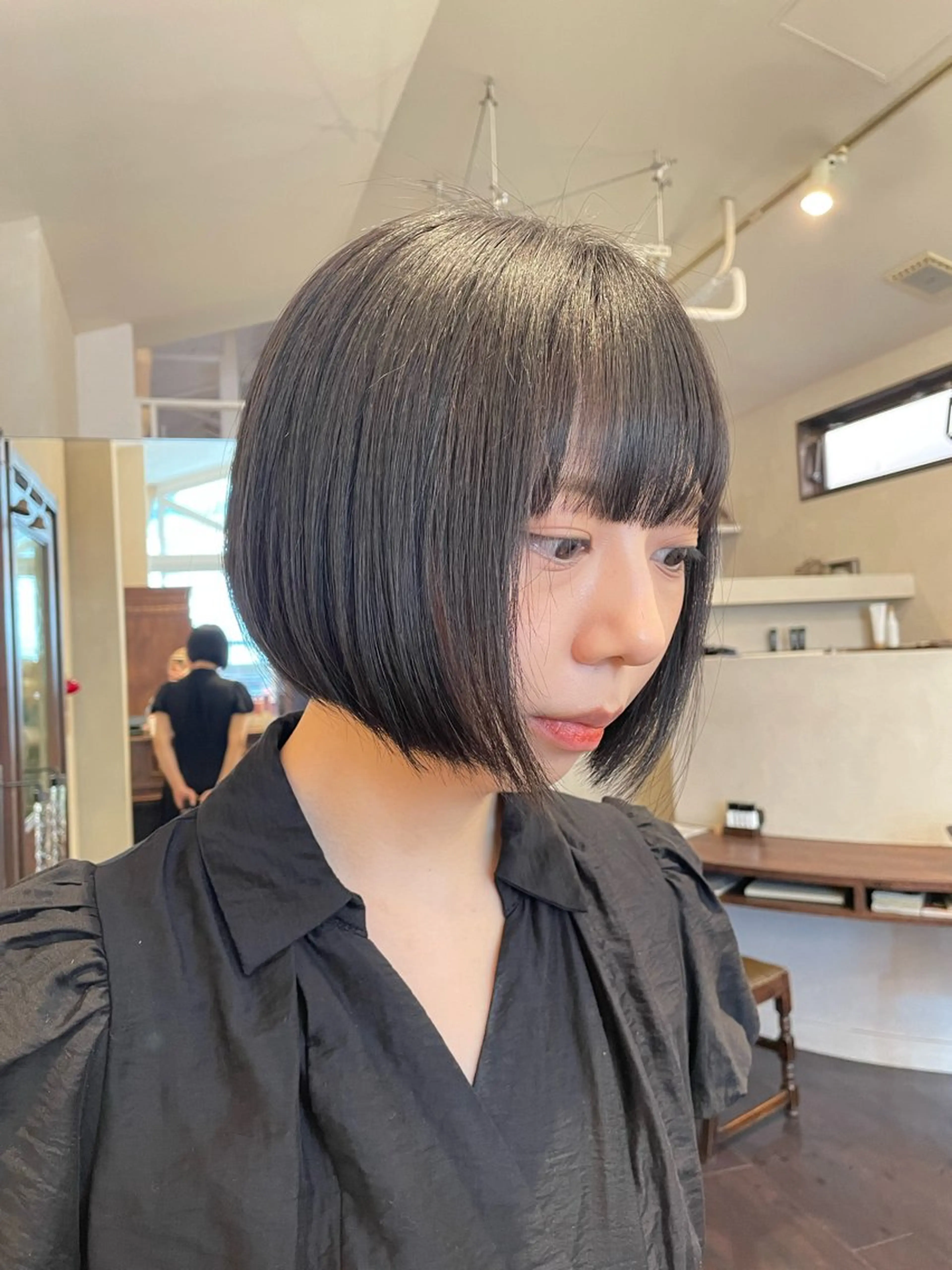 ショート カラー 髪質改善 トリートメント カット ヘアカラー トリートメント roost 優のヘアスタイル