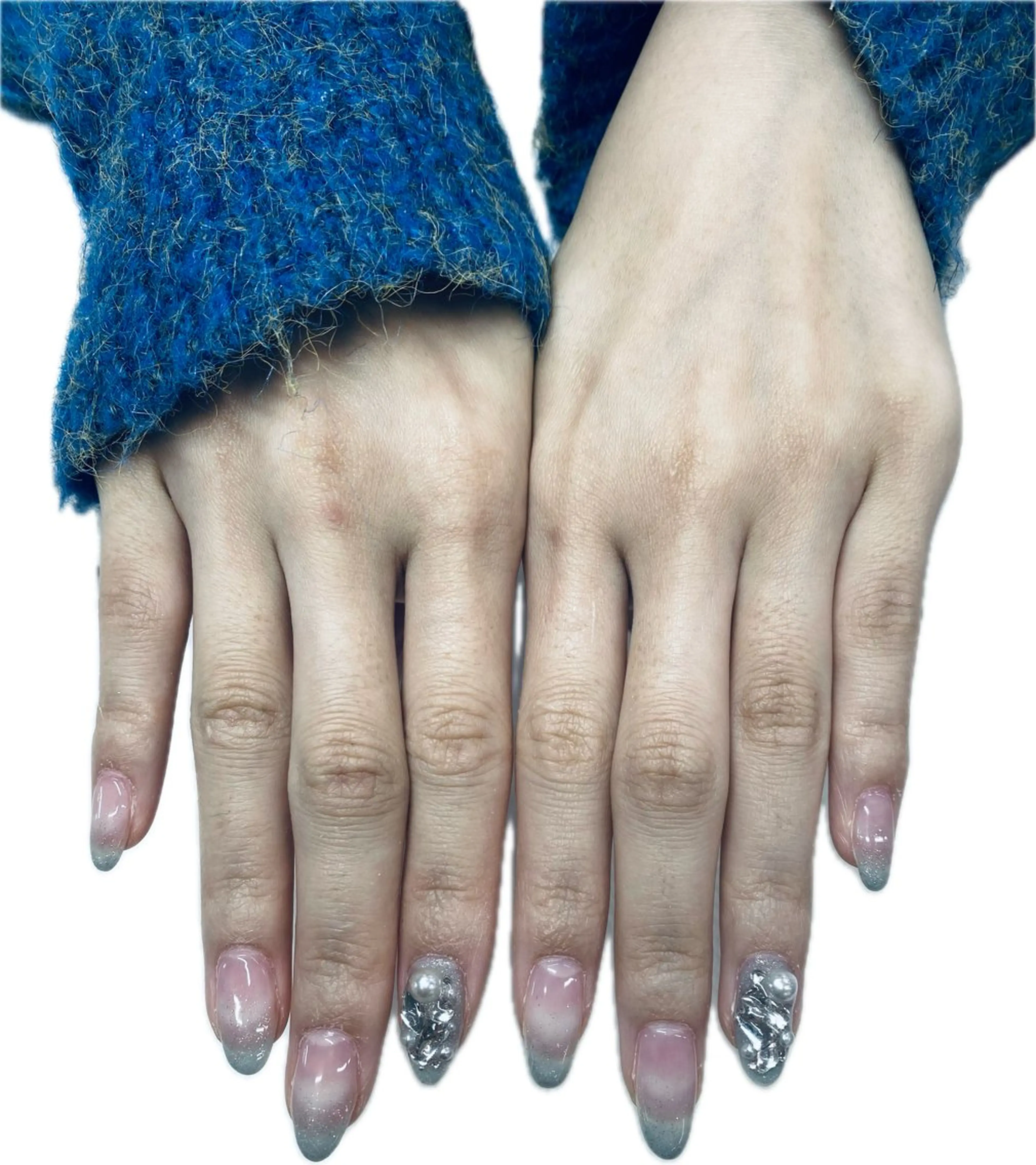 ネイル ストーンネイル MAXKELLY AIのネイルデザイン