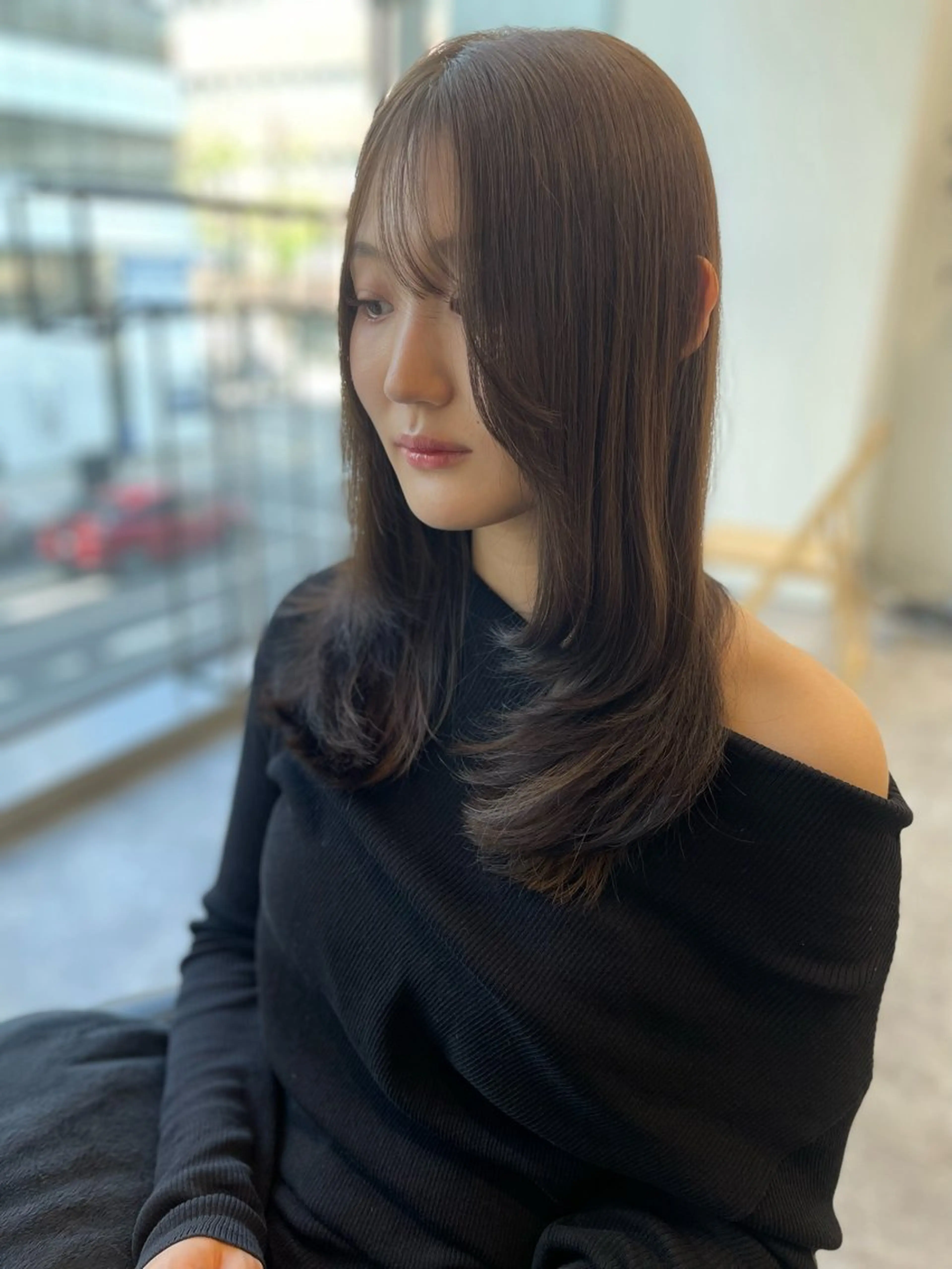 ミディアム ミディアムレイヤー レイヤーカット 岩城 唯奈のマツエク・マツパデザイン