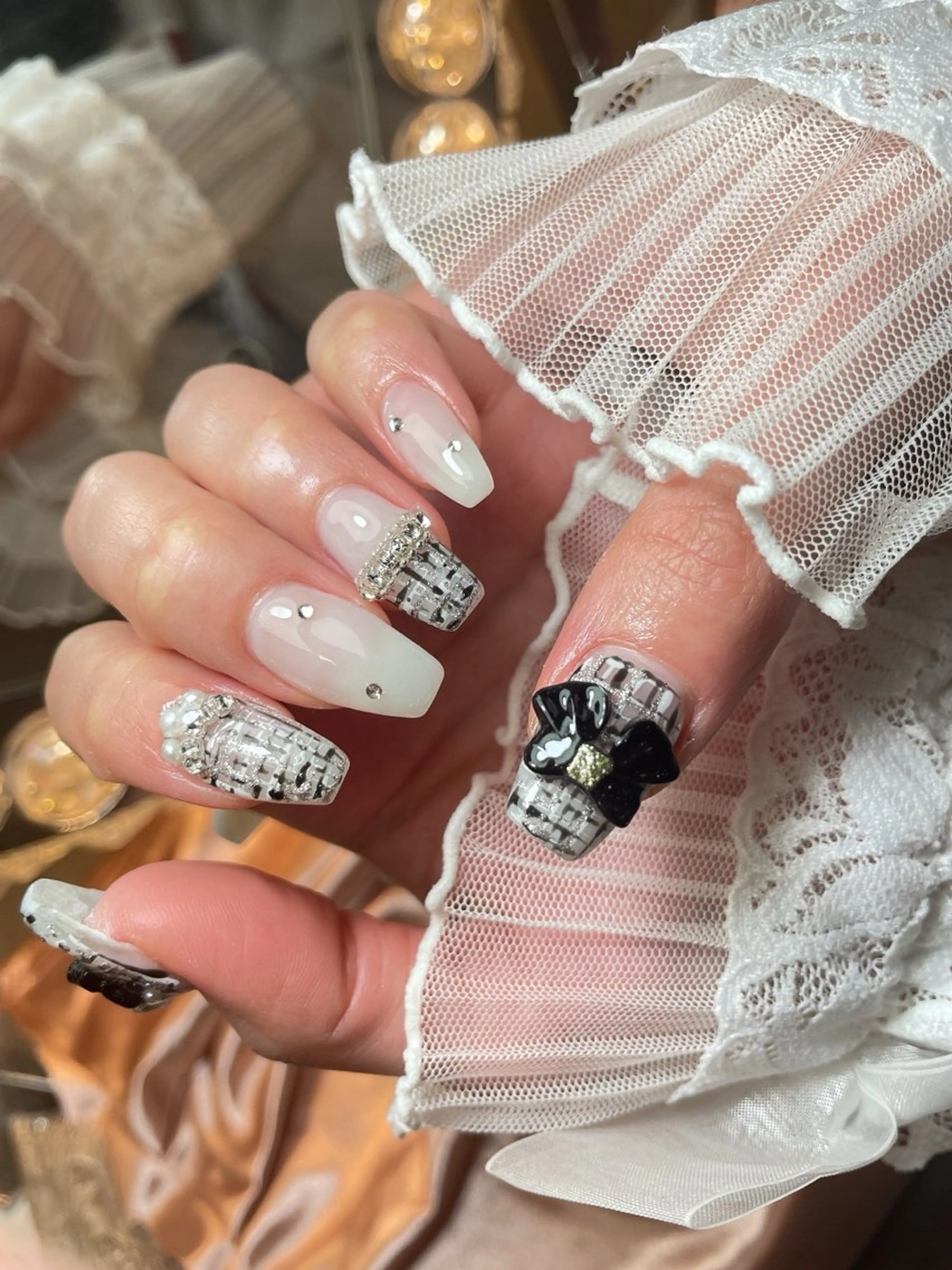 ネイル 23時まで❤︎韓国、 ワンホンネイルのネイルデザイン